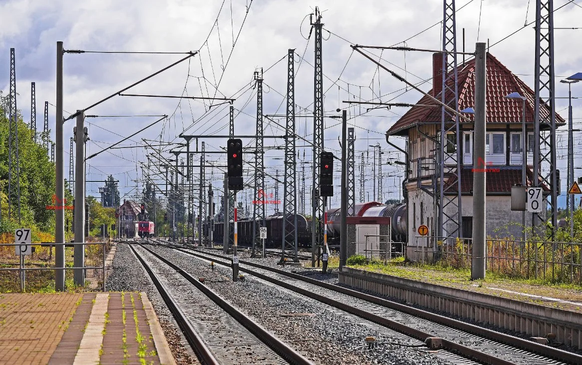 Pilar de acero del ferrocarril es compatible con