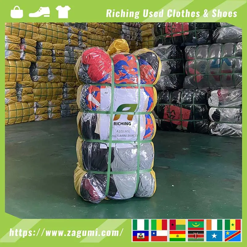 China fábrica de exportación Mayoreo ropa de segunda mano de verano en bulto Proveedor Grado a conjunto de ropa mixta de África ropa usada Fardos para niños 45kg - 100kg