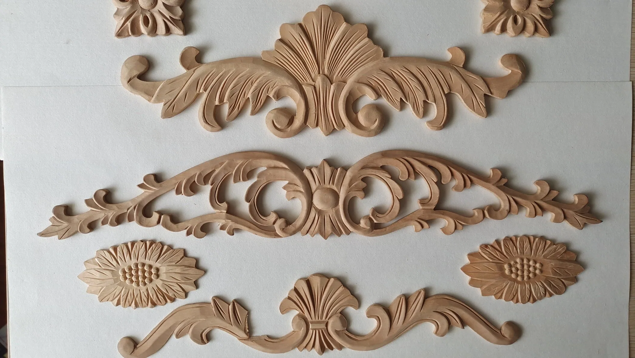 Solid Wood Moulding for Interior Decoration