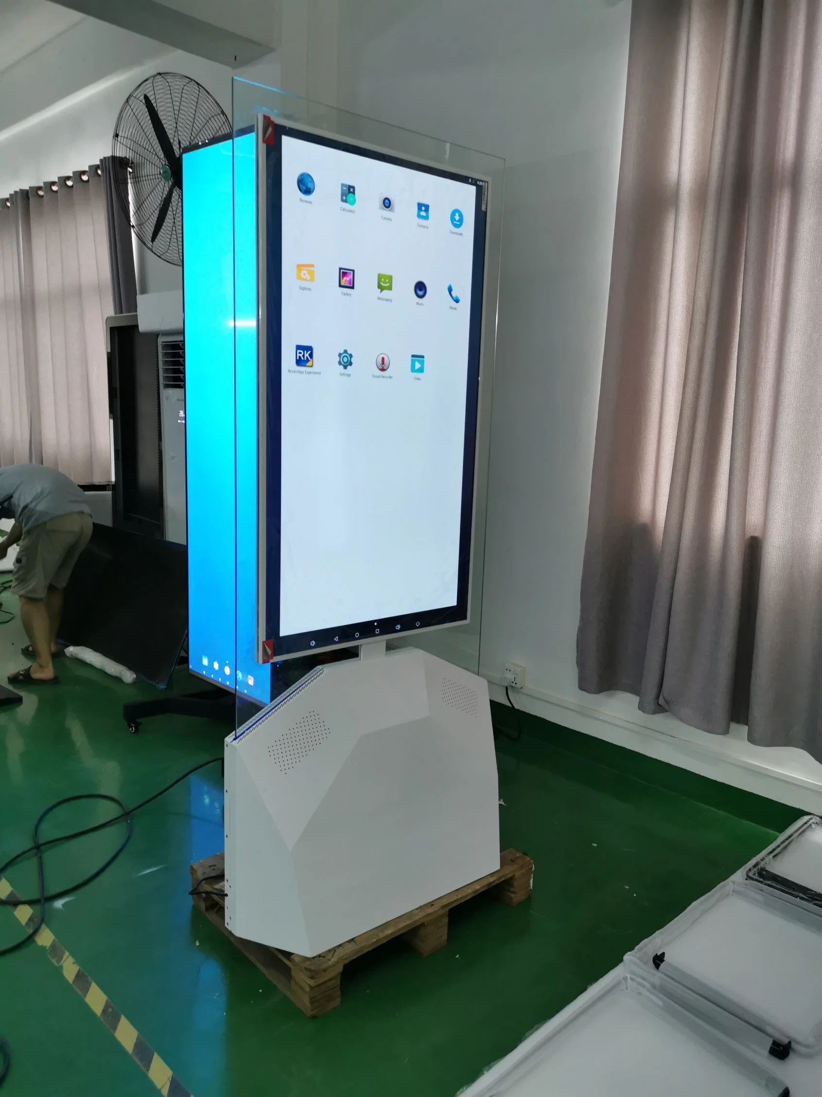 Ultra Slim Floor Standing Double Sided OLED Display for Advertising Digital Signage Kiosk Media Player