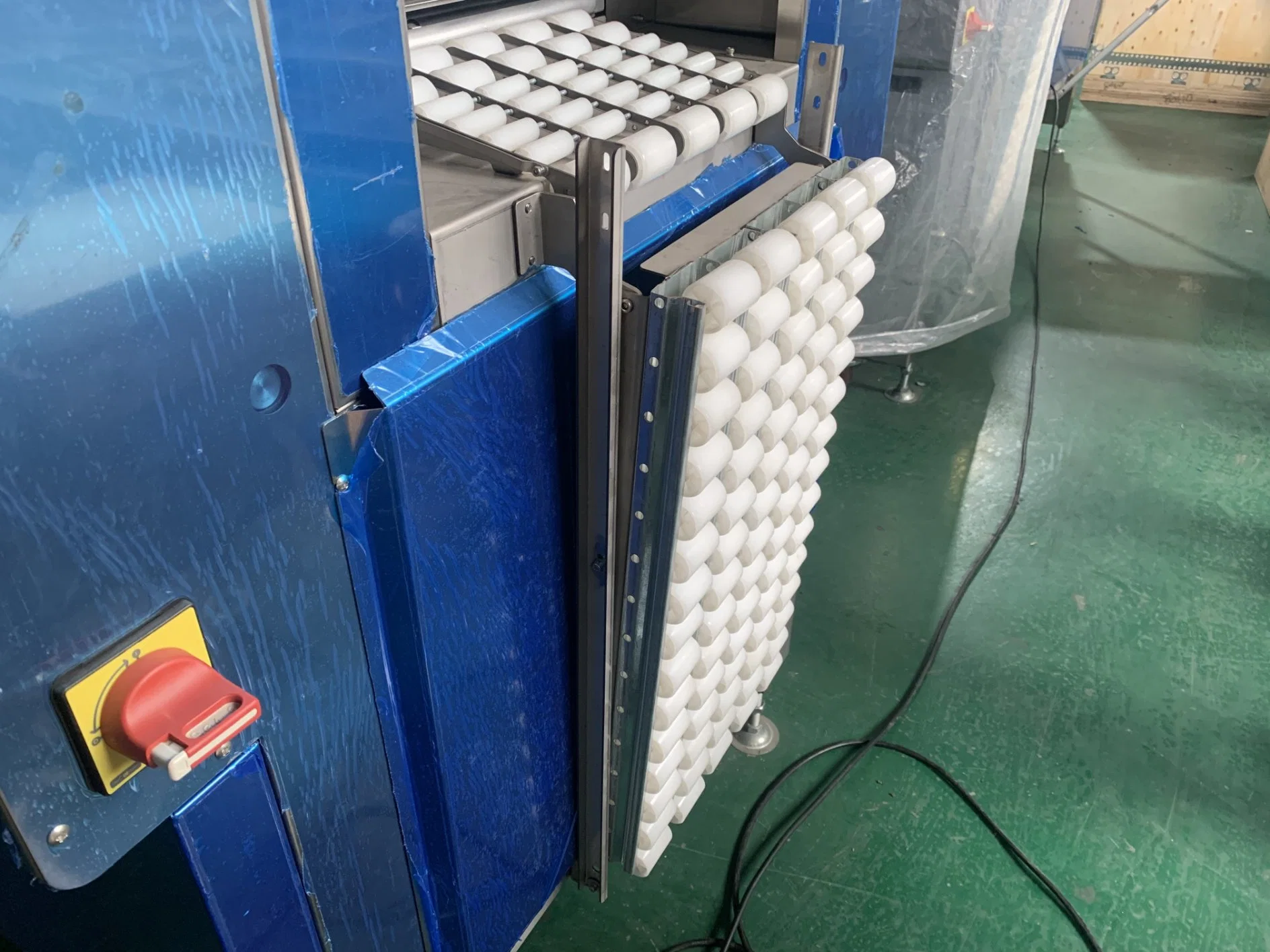 Automatic Cling Film Packaging Machine That Can Reach 25 Packs in One Minute