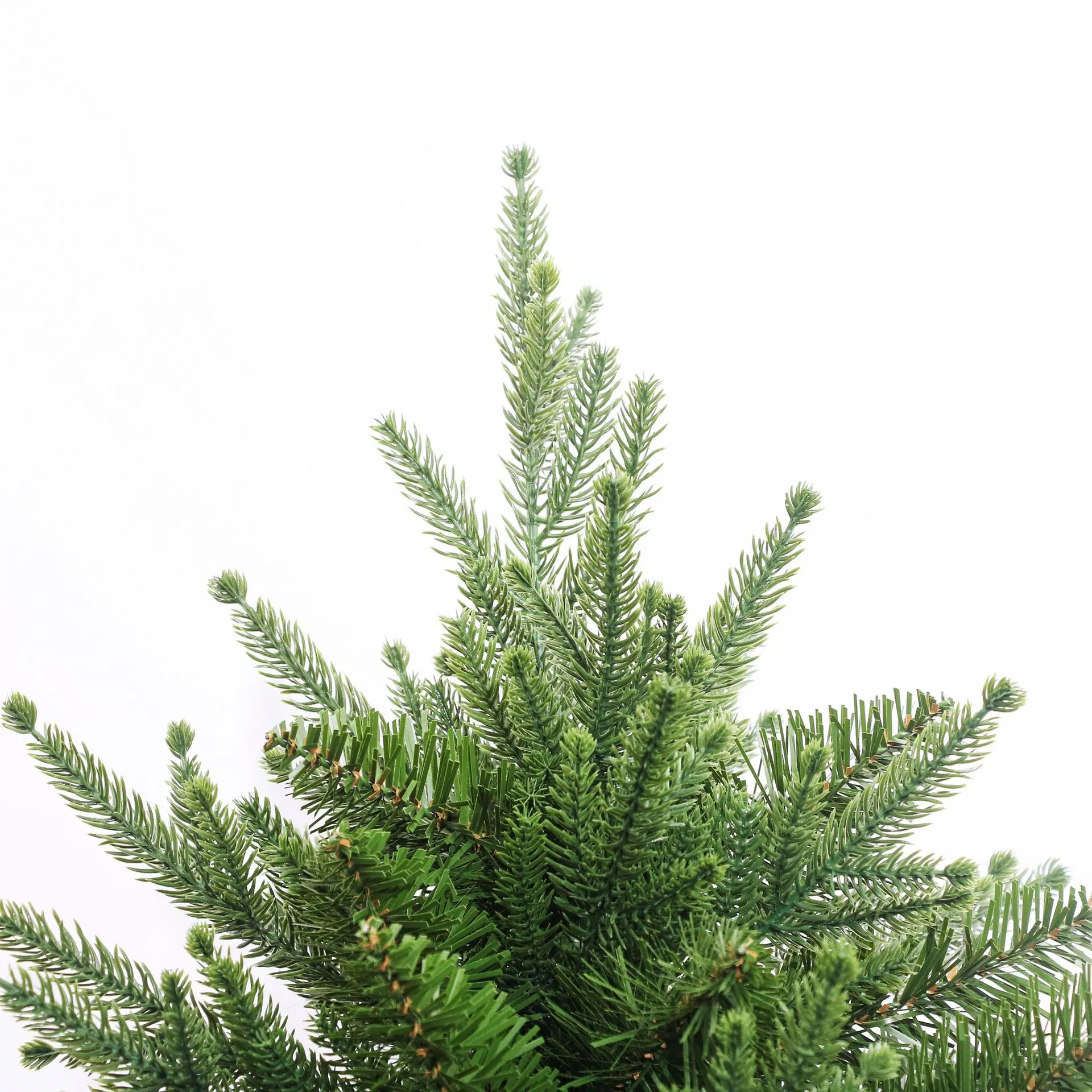 2023 Popular Design Christmas Party Decoration 7 Feet Christmas Tree Wholesale/Supplier