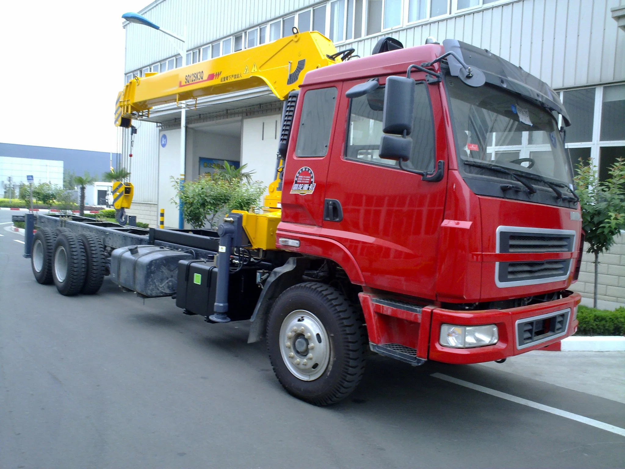 12 Ton Truck Mounted Crane Sq12sk3q Lifting Capacity 12000kg