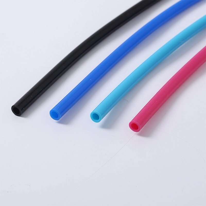 Prix bon marché Blue Résistance à la chaleur l'isolement durit de dépression 5*8 mm Tube en silicone