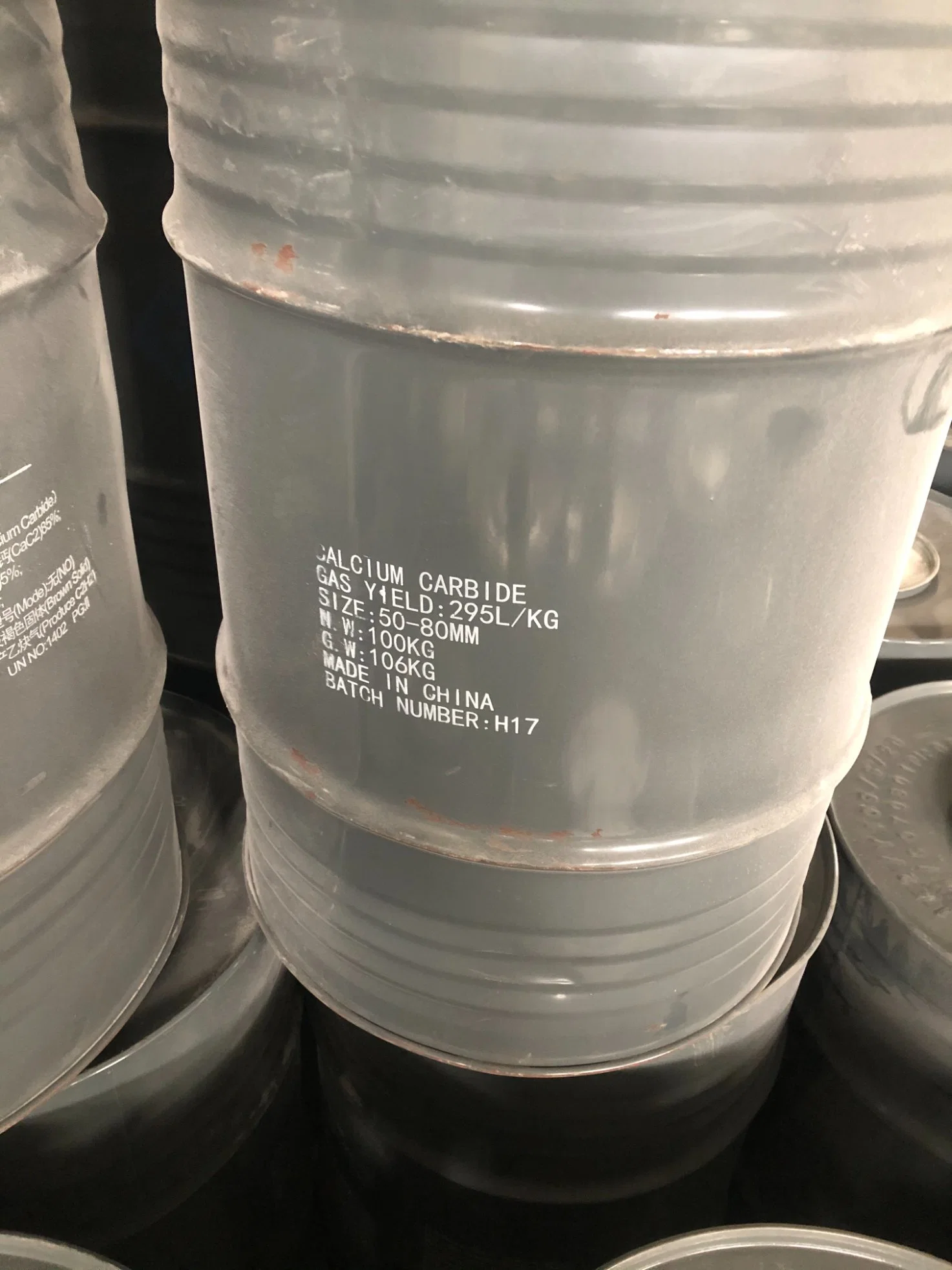 Vente à chaud gaz de Carbide calcium de qualité industrielle de toutes tailles Rendement 295 L/kg / Pierre de carbure de calcium / Carbide de calcium