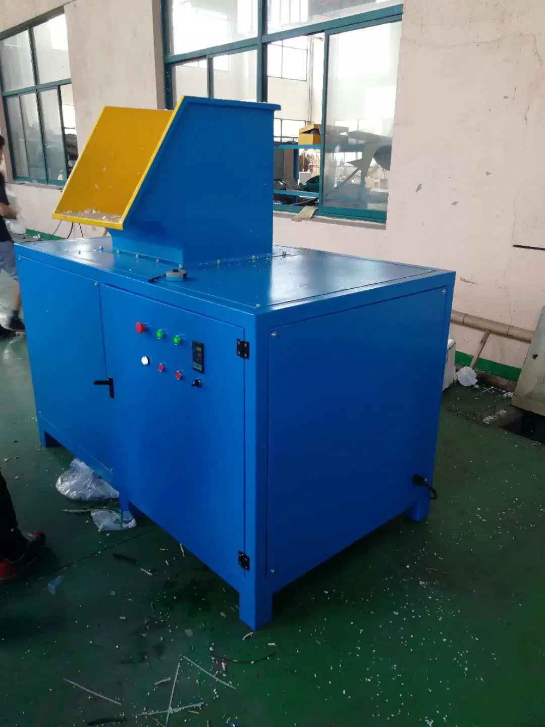 EPS Hot Melting Recycling Machine Foam Crusher Thermocol Block Making Machine