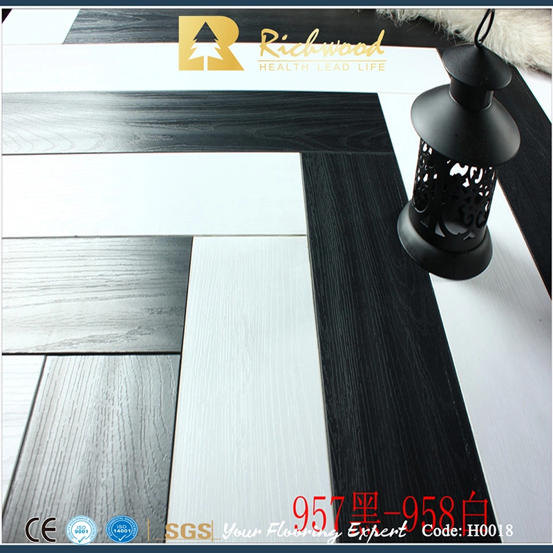 Comercial 12,3 mm AC4 em relevo Teca Waxe3d Borda Herringbone Madeira Madeira Laminado Pisos laminados