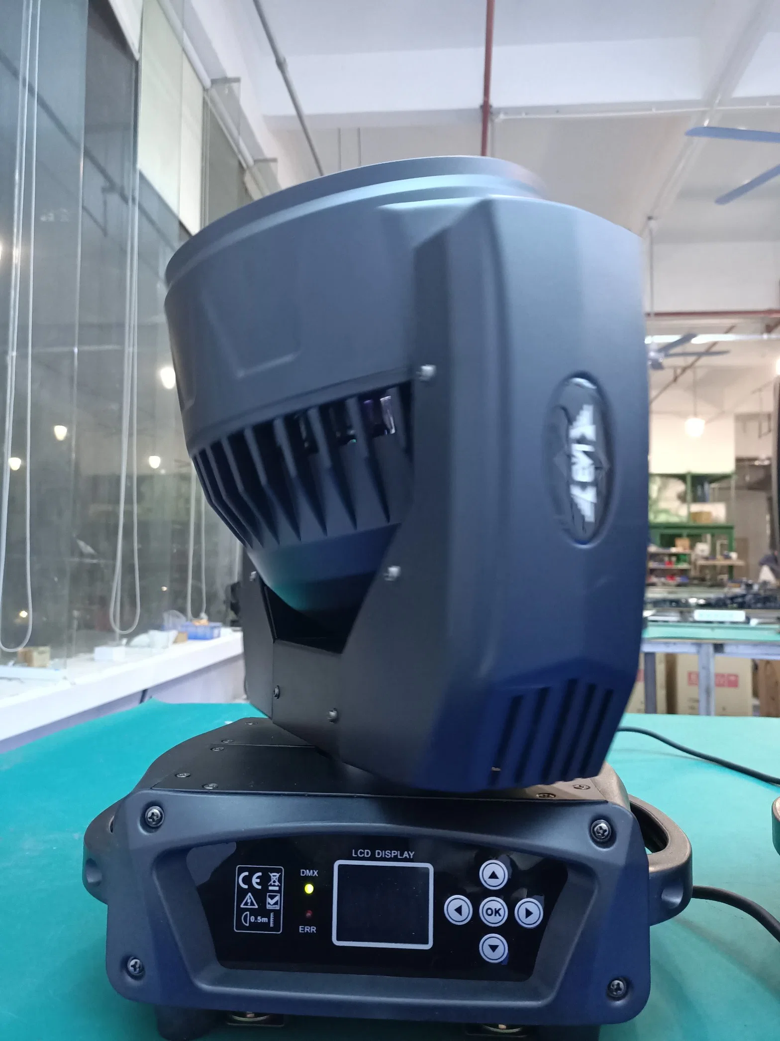 Dragonstage LED Moving Head Light Zoom 19*25W RGBW LED