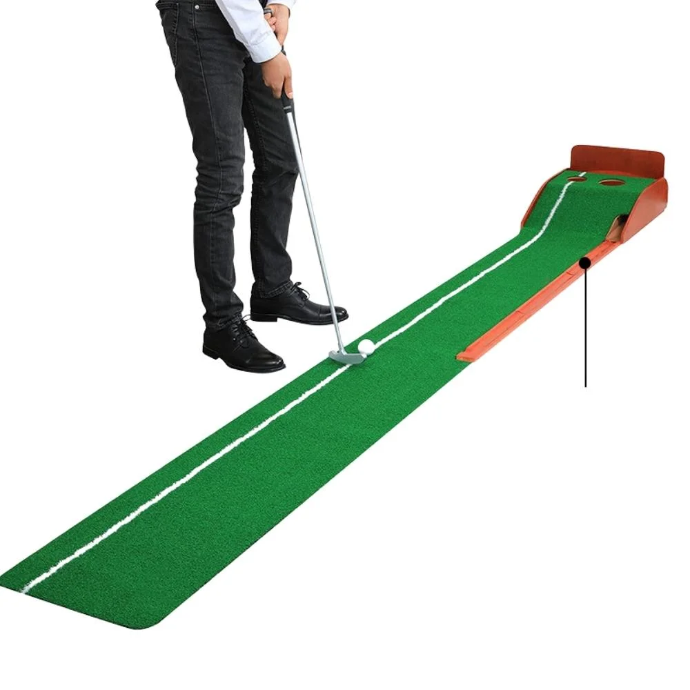 El palo de golf de césped en el interior del simulador de entrenamiento suministros Putting Green con balón Volver Golf Indoor Bola interior portátil Wyz20594