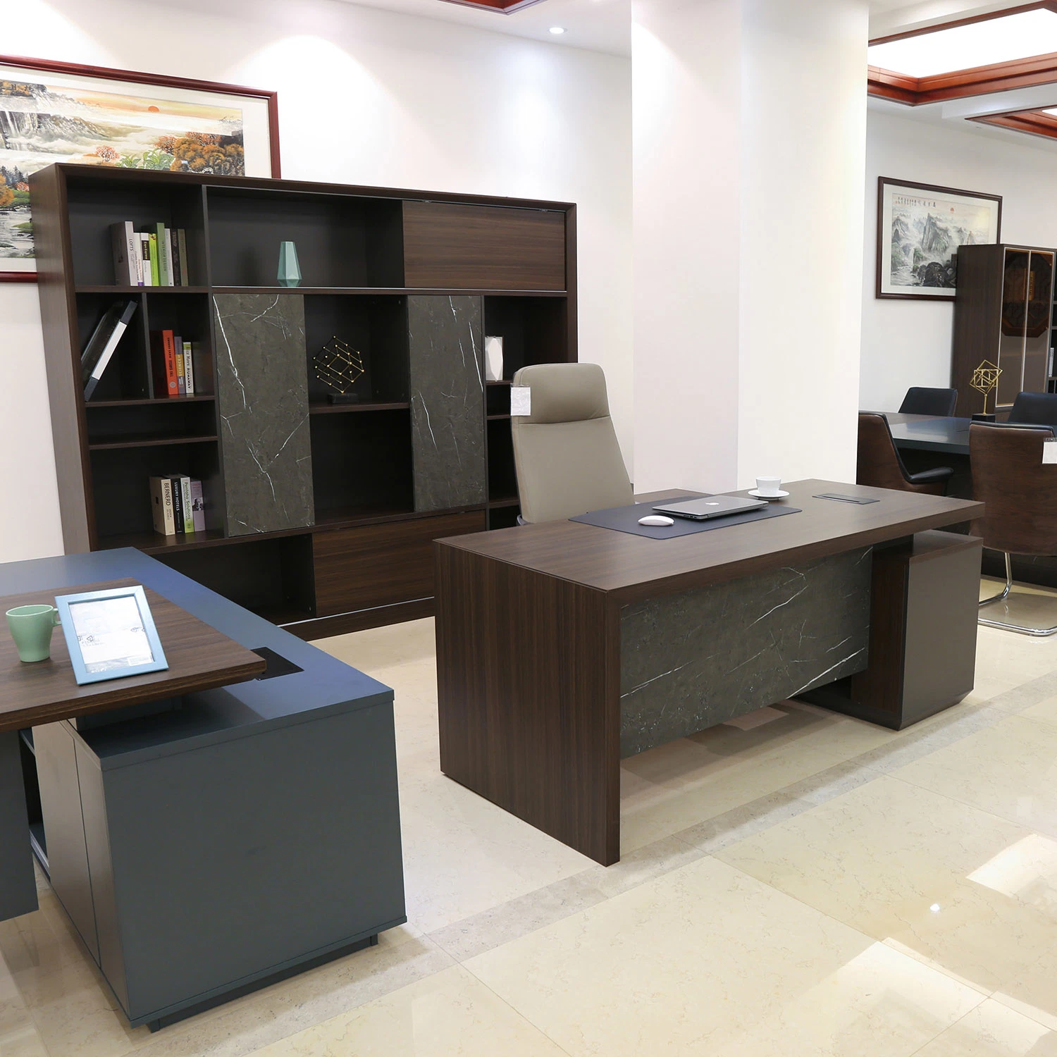 Neues Design Klassische moderne Luxus Melamin Holz L Form Director Manager CEO Executive Office Furniture Office Desk