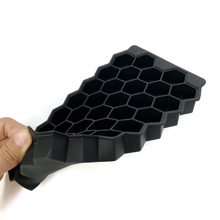 37 Hole Personalized Shapes Honeycomb Small Silicone Ice Cube Tray with Lids for Freezer Whiskey