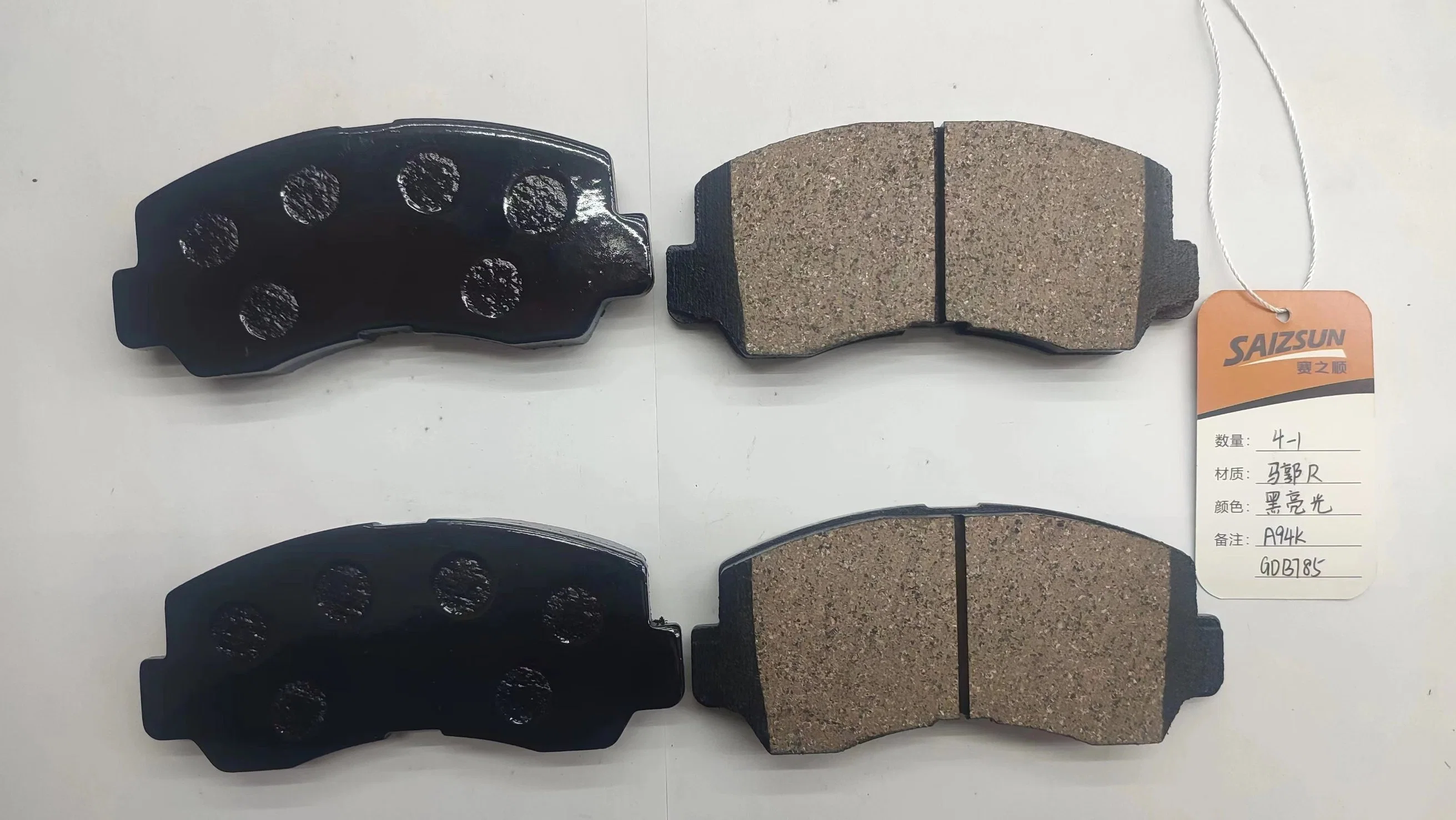 Hot Selling Ceramic Semi-Metallic Car Parts Disc Brake Pads Auto Brake Pads No Noise None-Dust (A94K/A-97K/D6014/785) Rear Axle Auto Parts