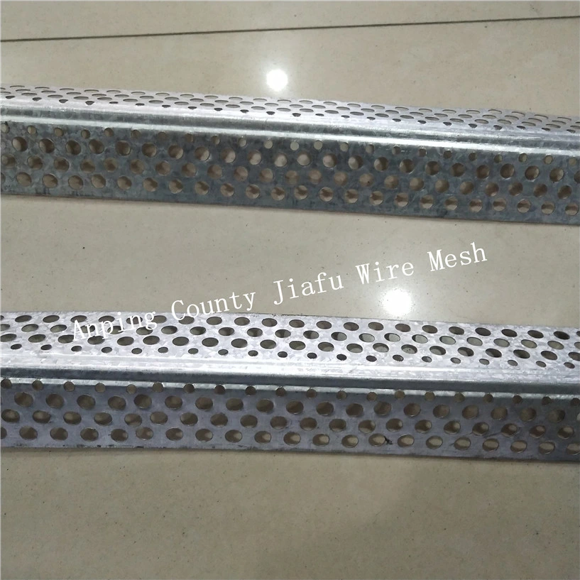 45mm * 45mm Galvanized Perforated Metal External Angle Plastering Bead