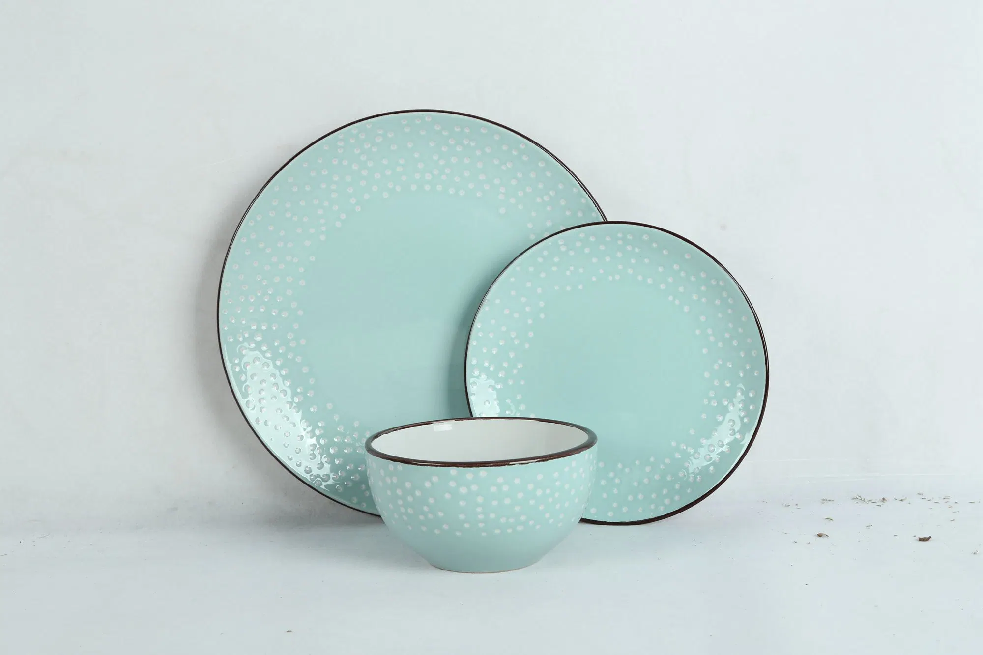 Reactive Glaze in Pad Printing with Dots-Embossed Stoneware Dinnerware Set