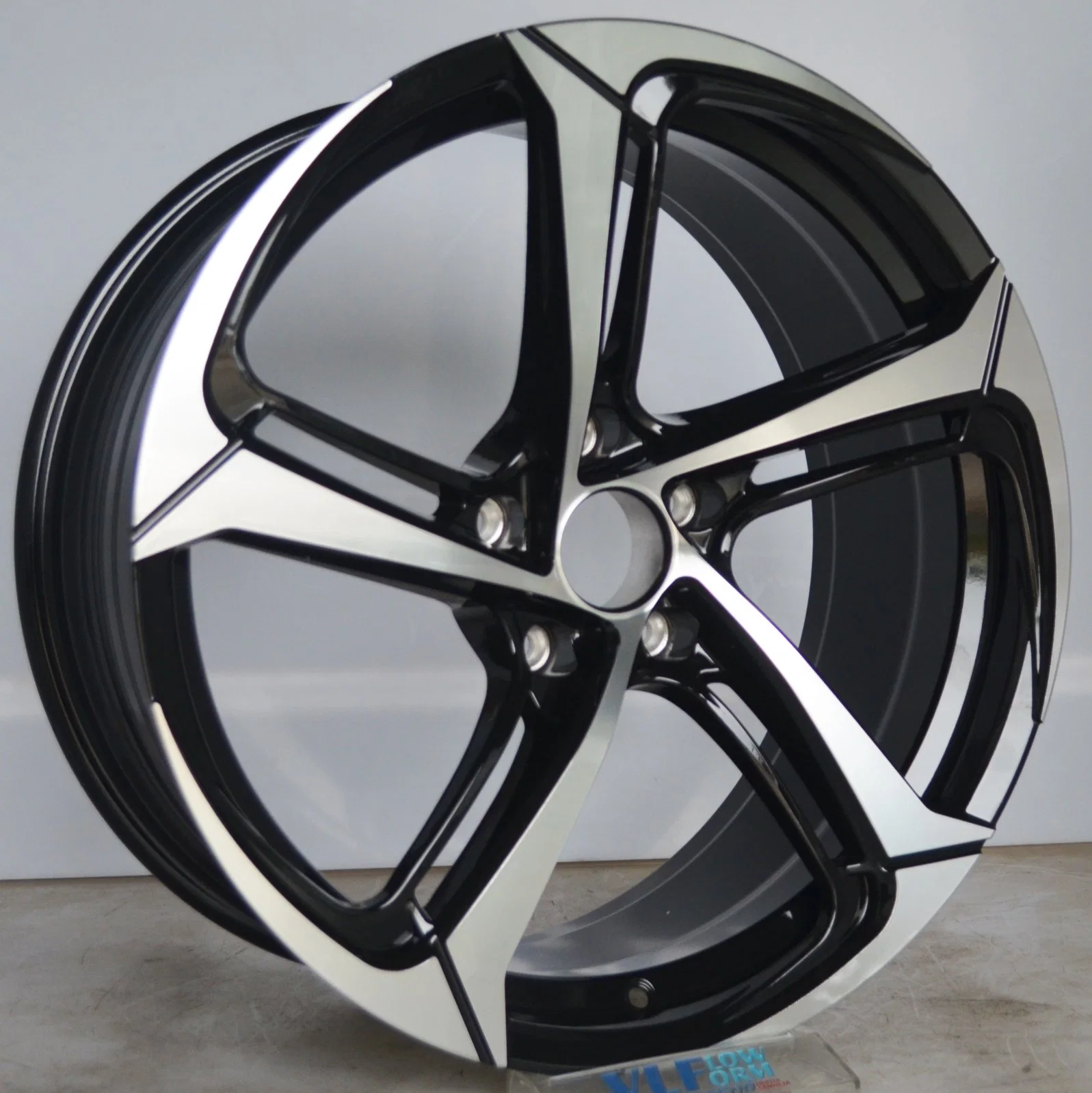 Литая реплика 20-дюймовые черные хромированные стальные колеса для автомобиля
