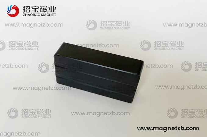 Chinesische benutzerdefinierte Größe magnetische Materialien NdFeB Permanent N35-N52 starke Sintered Neodym-Magnete