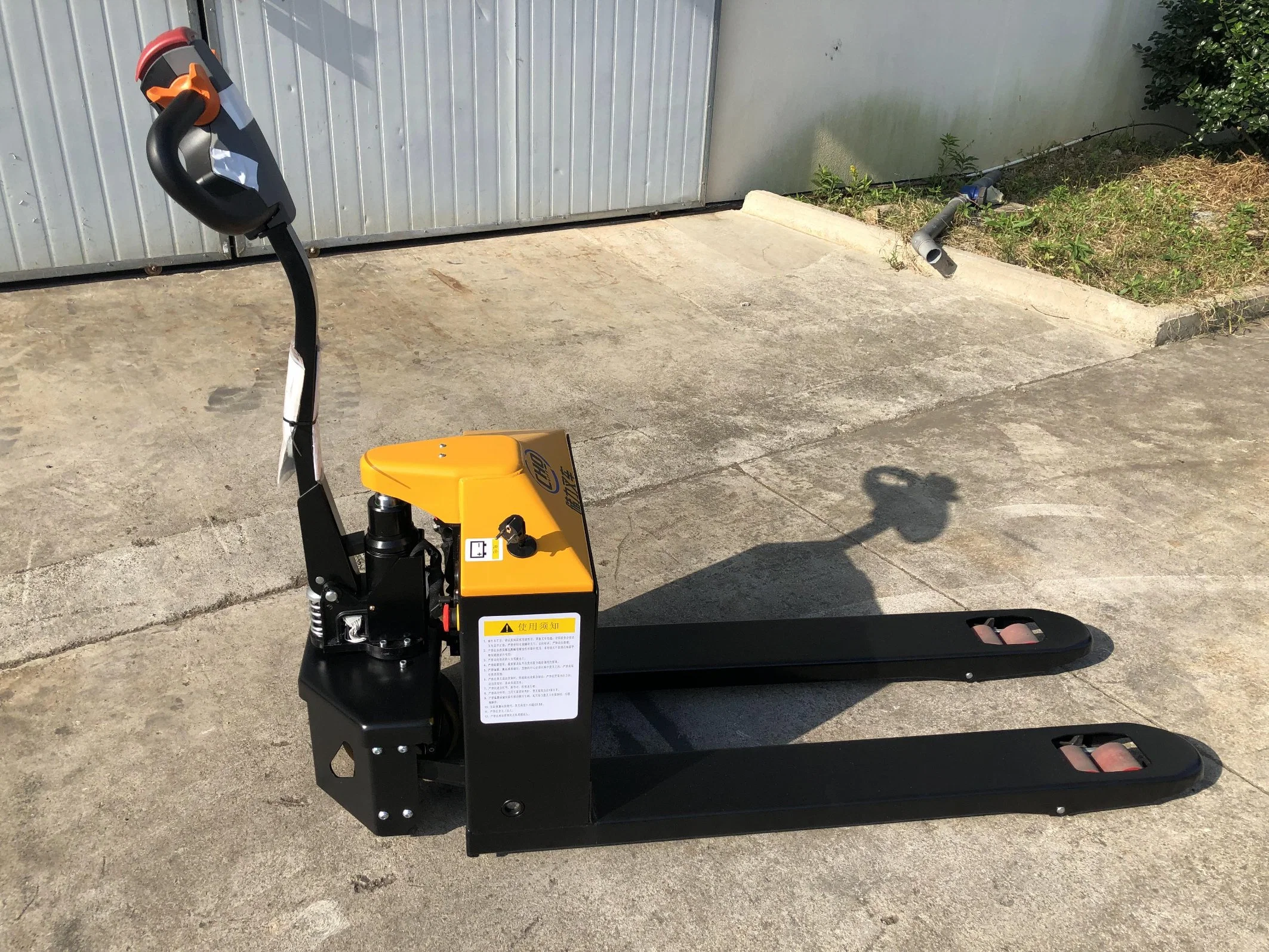 Mini Electric Pallet Truck 1500kg Load Capacity