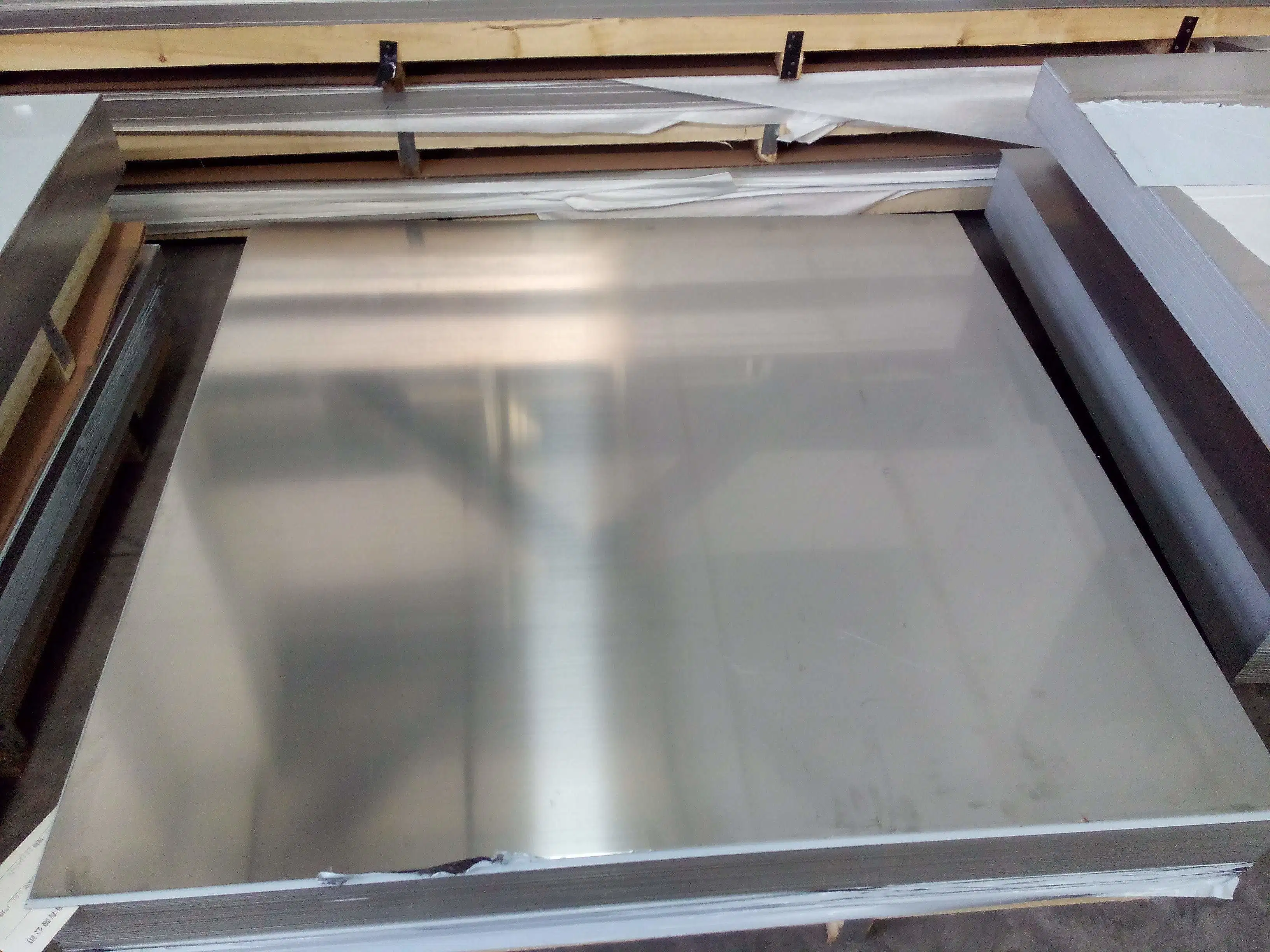 Factory 201 Stainless Steel Plates Ss Sheet Polished Mirror Surface 0.8mm 1mm 3mm