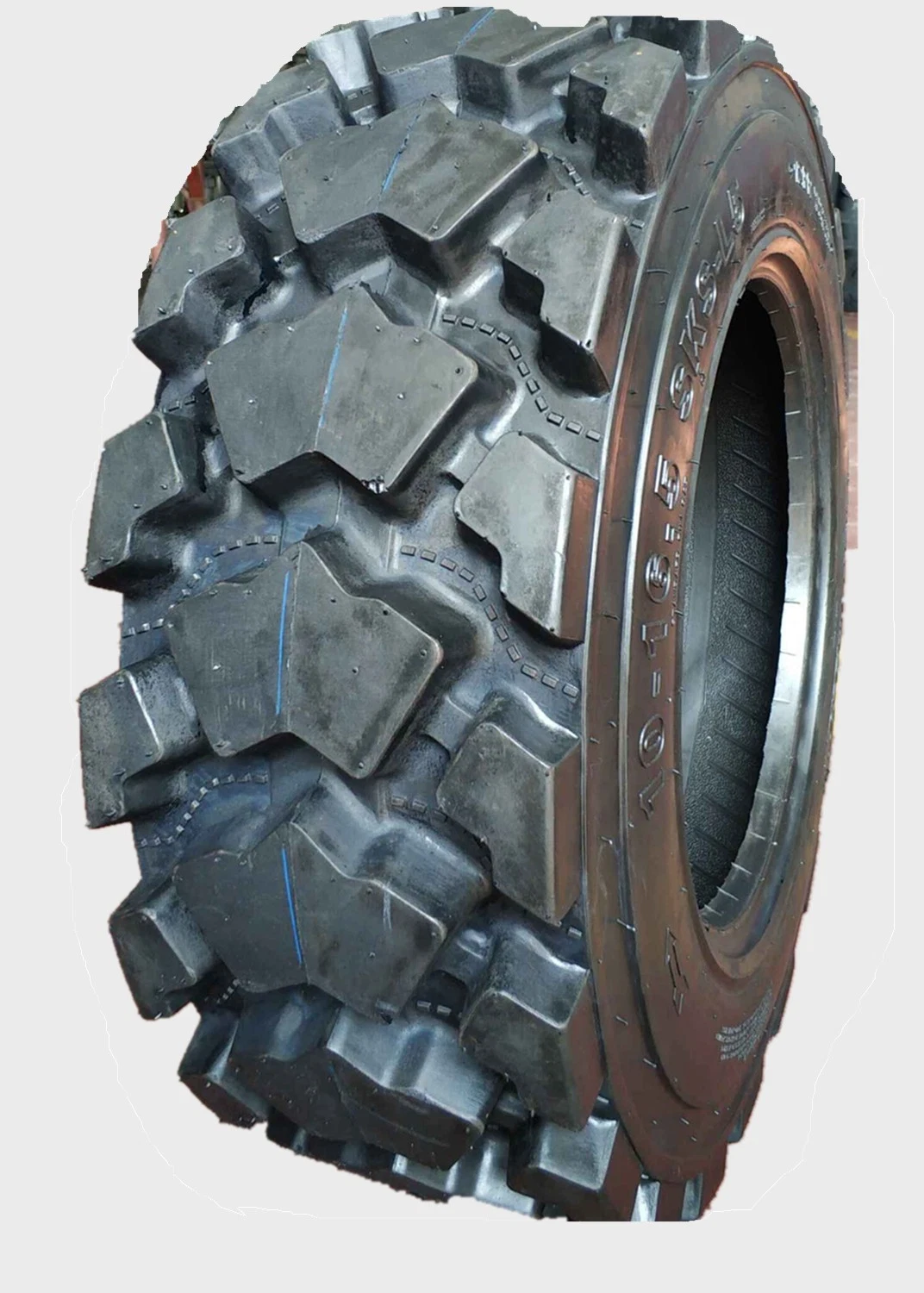 Skid Steer Sks-3 L-2 Pattern Industrial Tubeless Tyre (10-16.5)