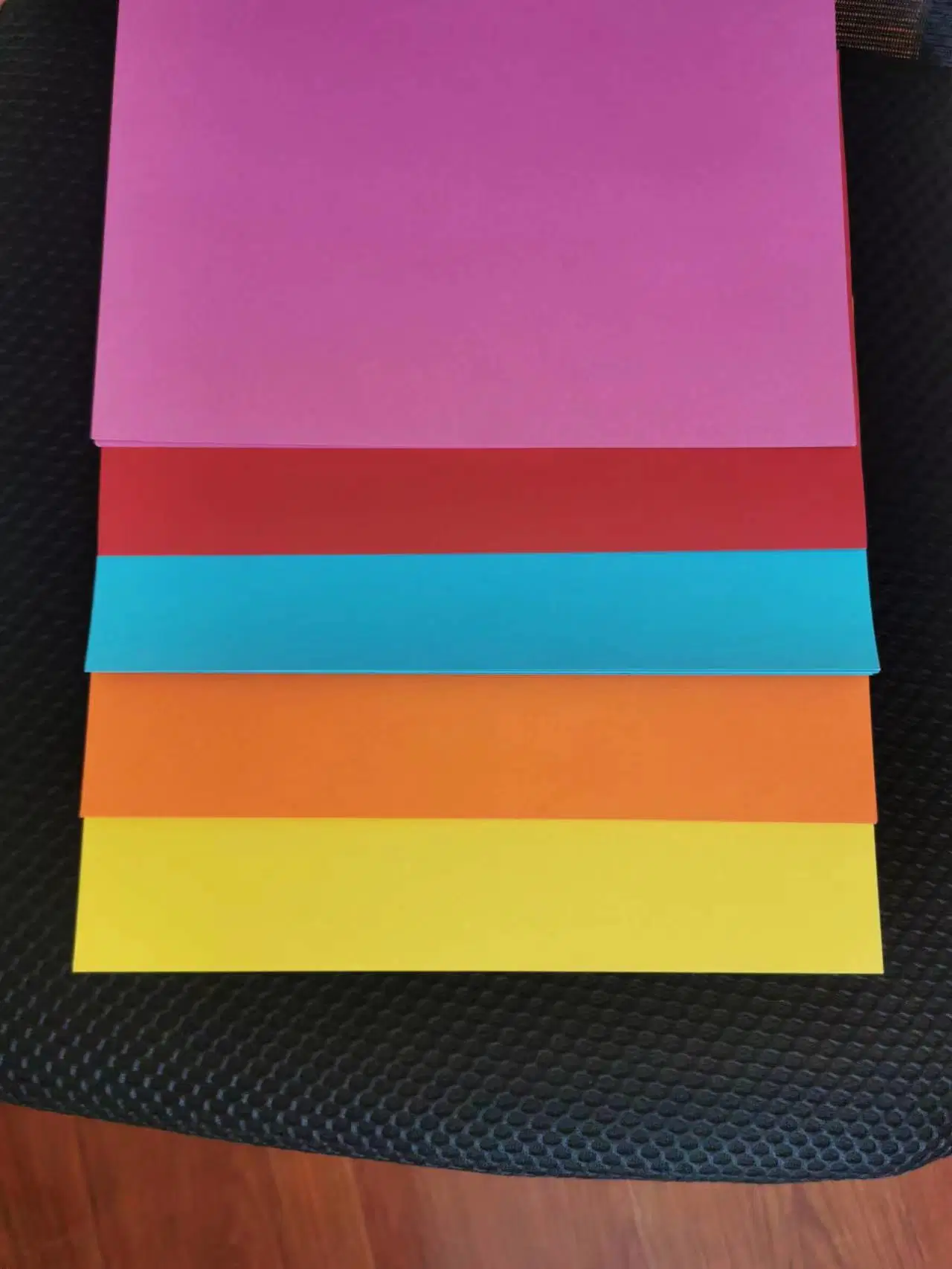 PAPIER couleur fluorescent A4 DE 70 G/M2 80 G/M2, papier néon pour impression