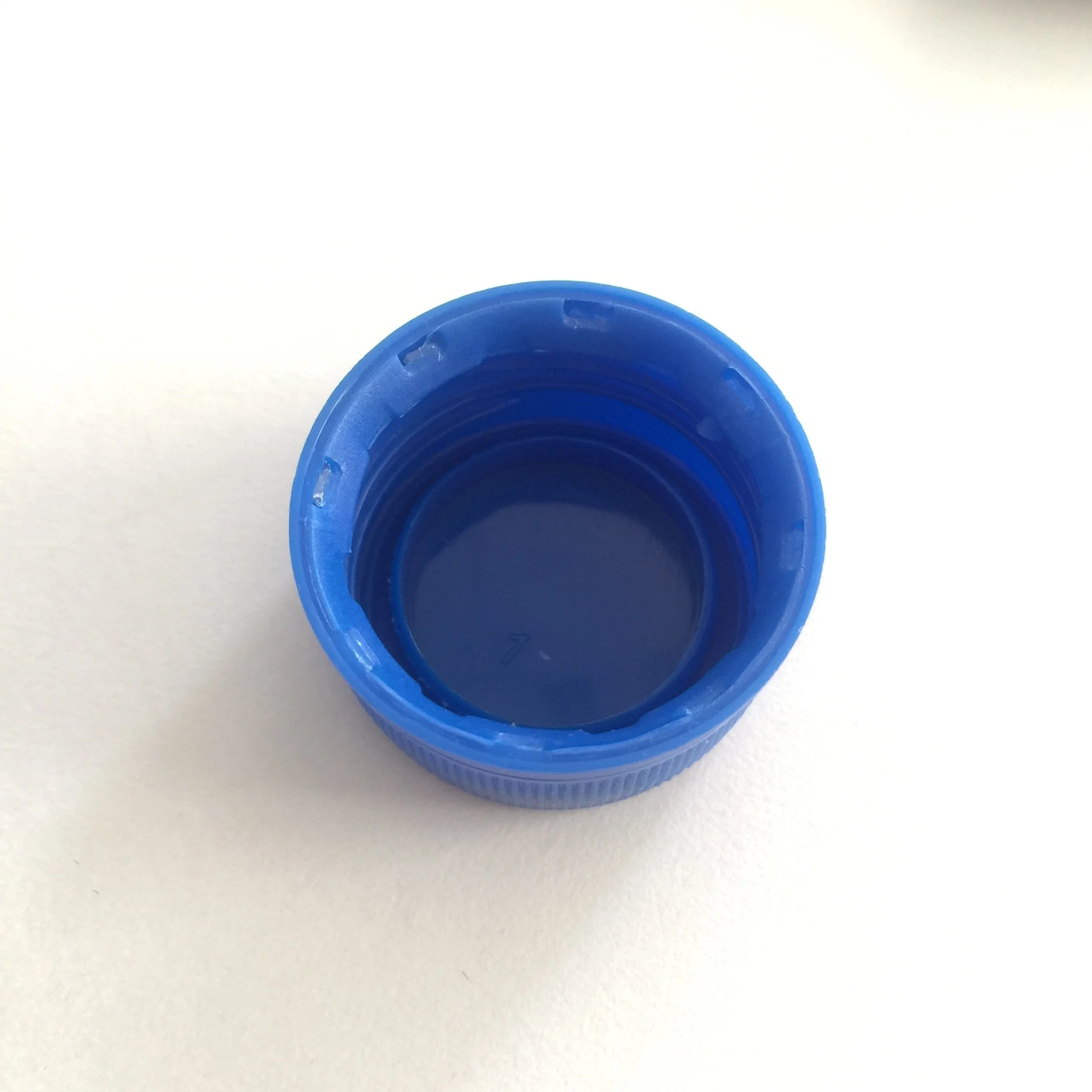 Material HDPE agua PCO 1881 Cap 28mm de cuello corto