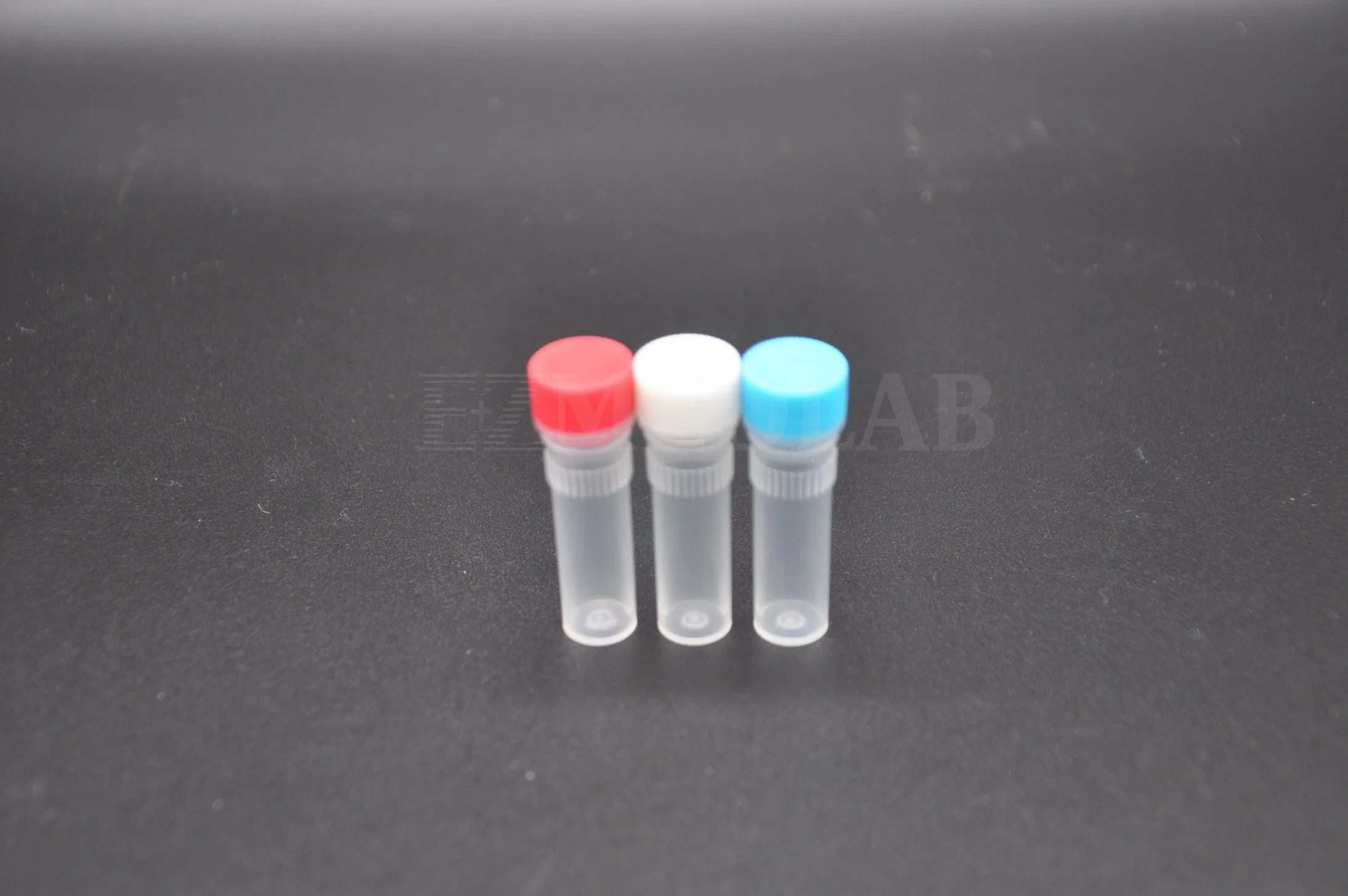 1.8ml Laboratory Disposable Plastic Freezing Cryogenic Cryovial Tube with Yellow Cap