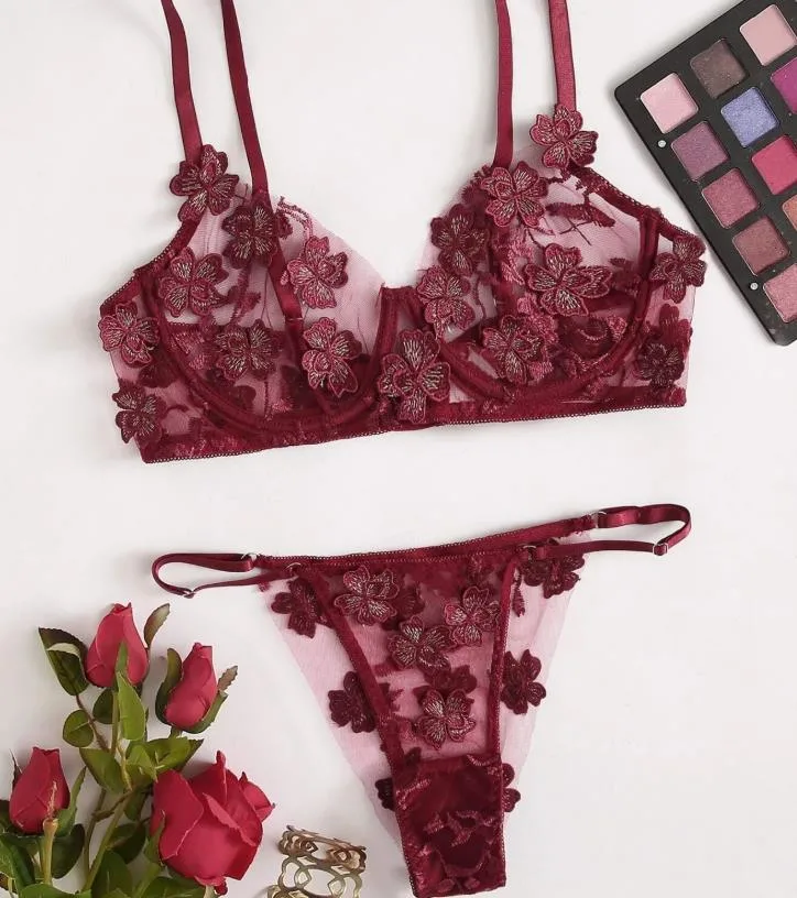 2021 Ladies Net Embroidery Lovely Flower Decal Sexy Lingerie Set