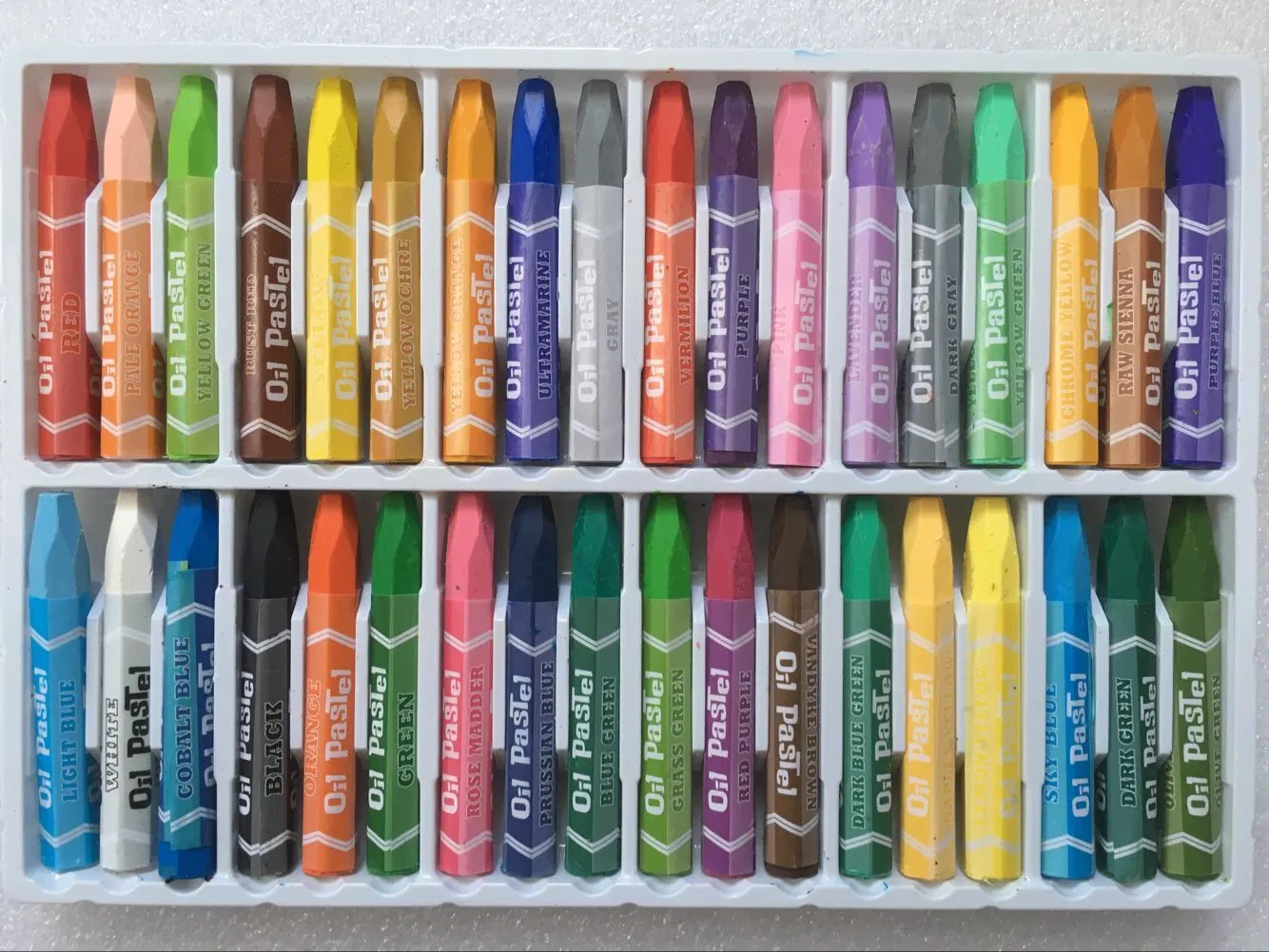 New Arrival Hexagonal Washable Art Graffiti Oil Painting Pastel Crayons