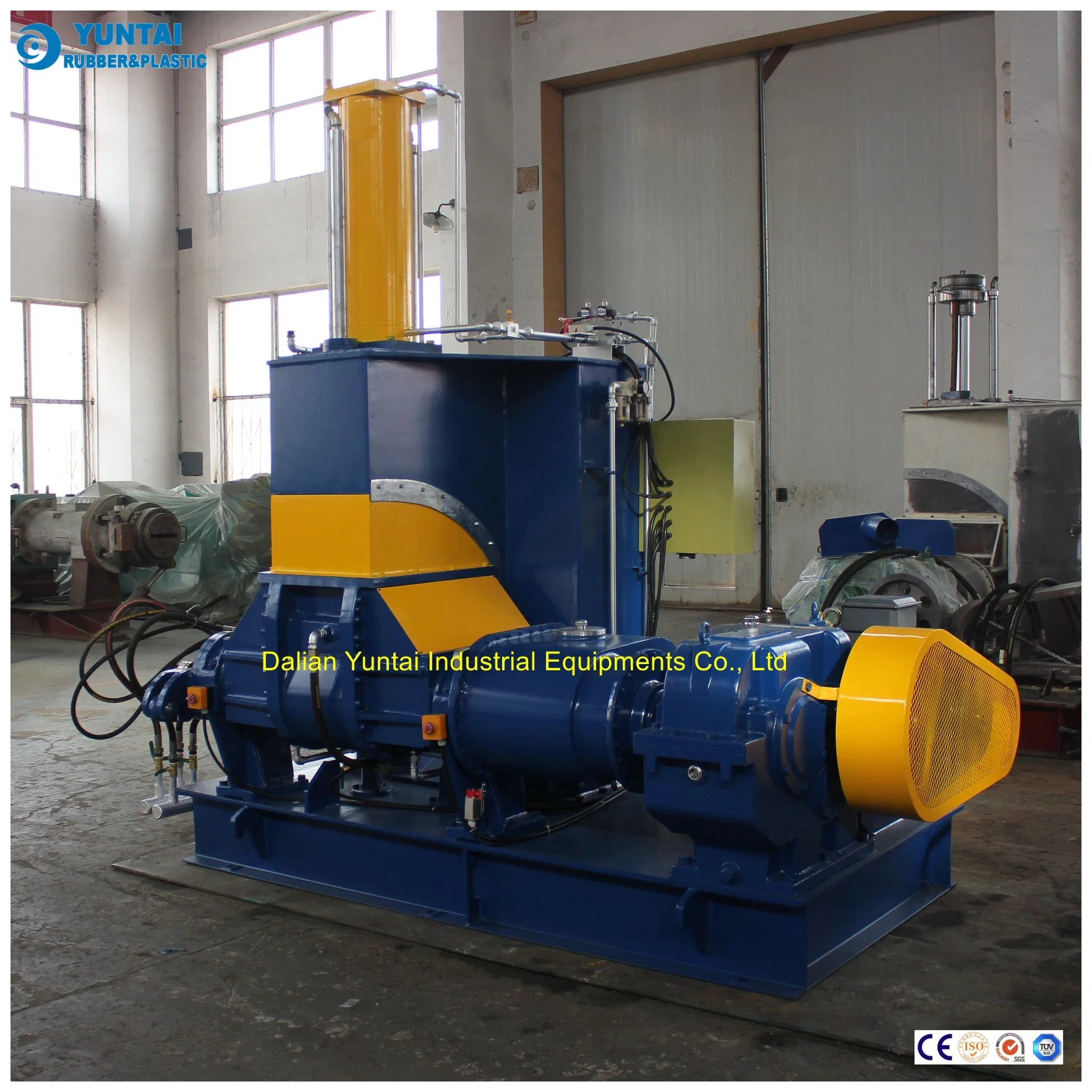 China Dalian Yuntai 55 Litres Rubber Mixer