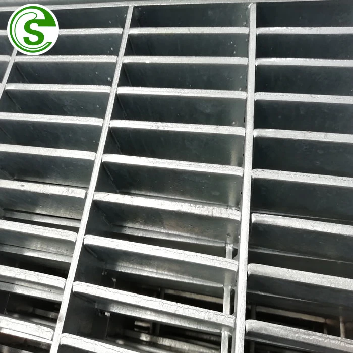 China Iron Floor Grating Panels Drain Cover Grate Manufacturer