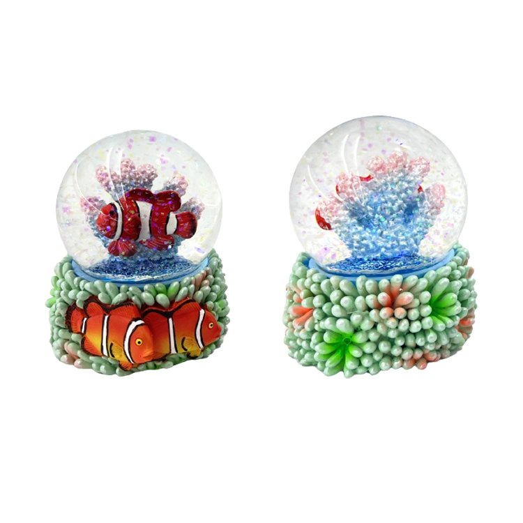 Wholesale/Supplier Seaside Resin Beach Souvenir Maldives Tropical Fish Snow Globes