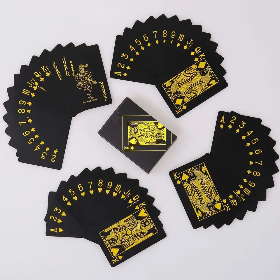 Custom Logo Wasserdichte PVC Poker Karten Drucken Sie Ihr eigenes Logo Fashion Design Papier Poker Spielkarte