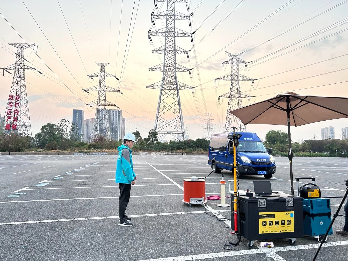 Equipo de diagnóstico de PD in situ para cables (sistema de prueba de onda oscilante)