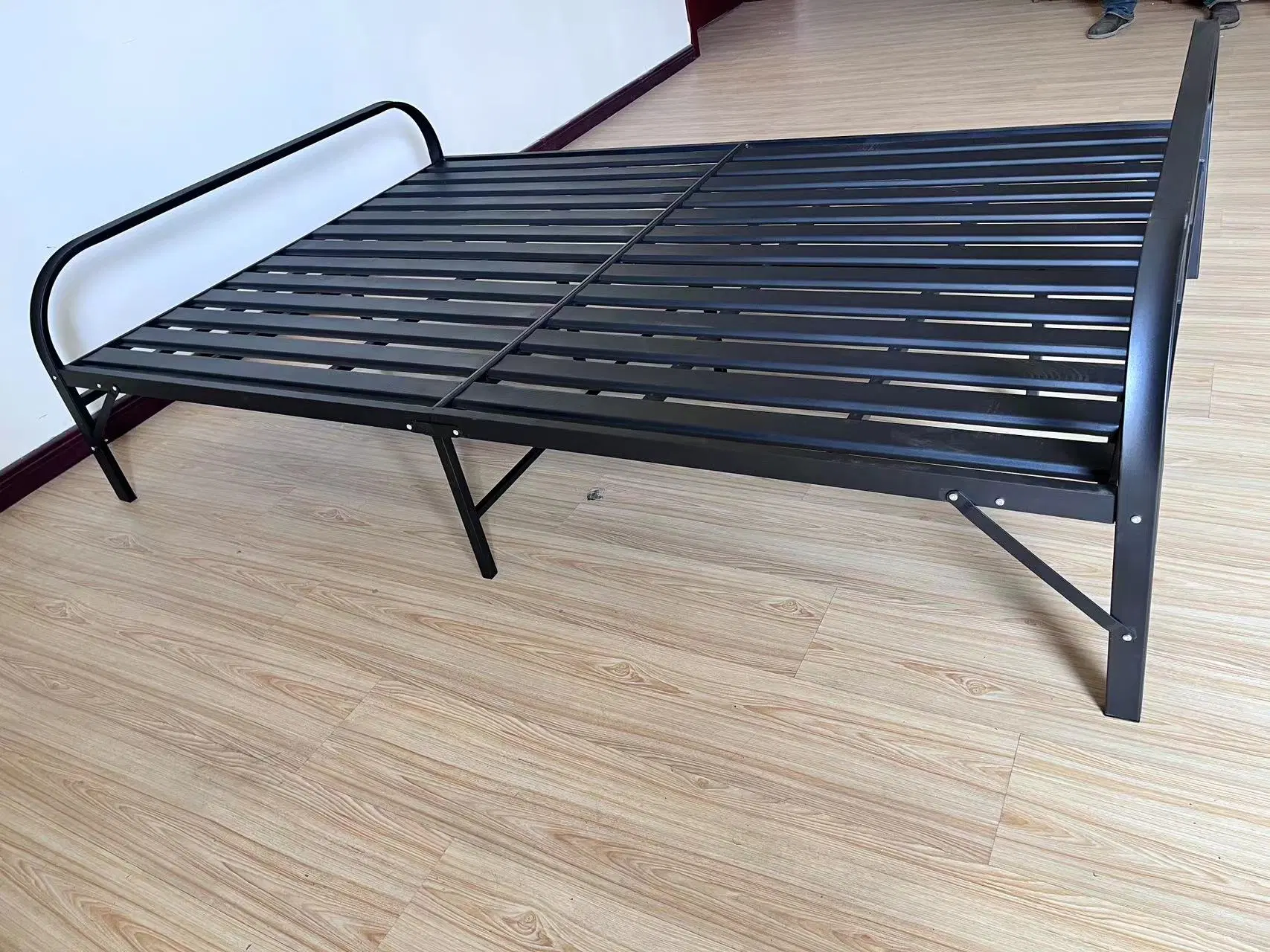 Cama de acero plegado para el Hogar Escuela al Aire Libre Hotel