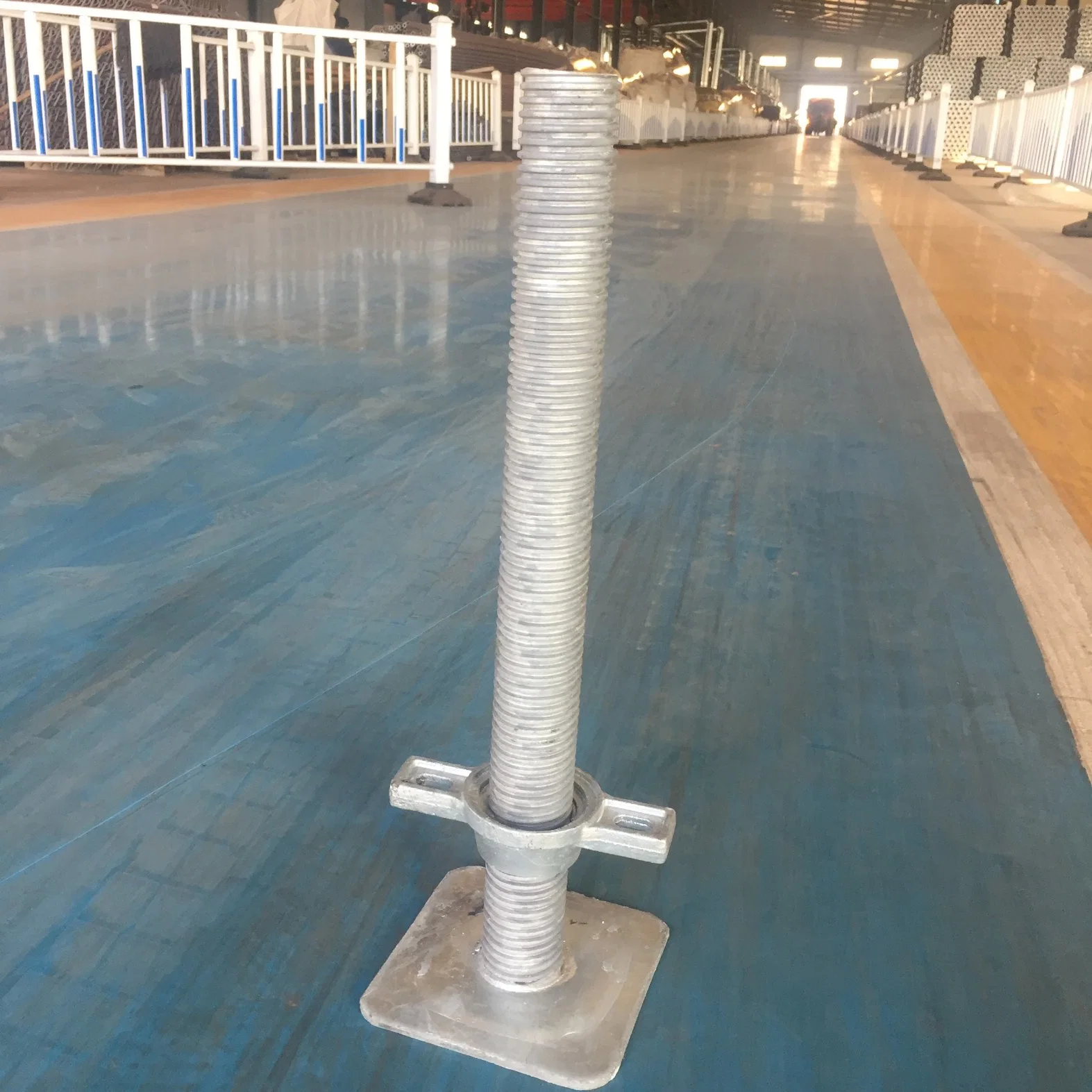 Painted or Electric Adjustable Systems Screw Jack Base 38mm*600mm Hollow/Solid for Ring Lock Scaffolding System