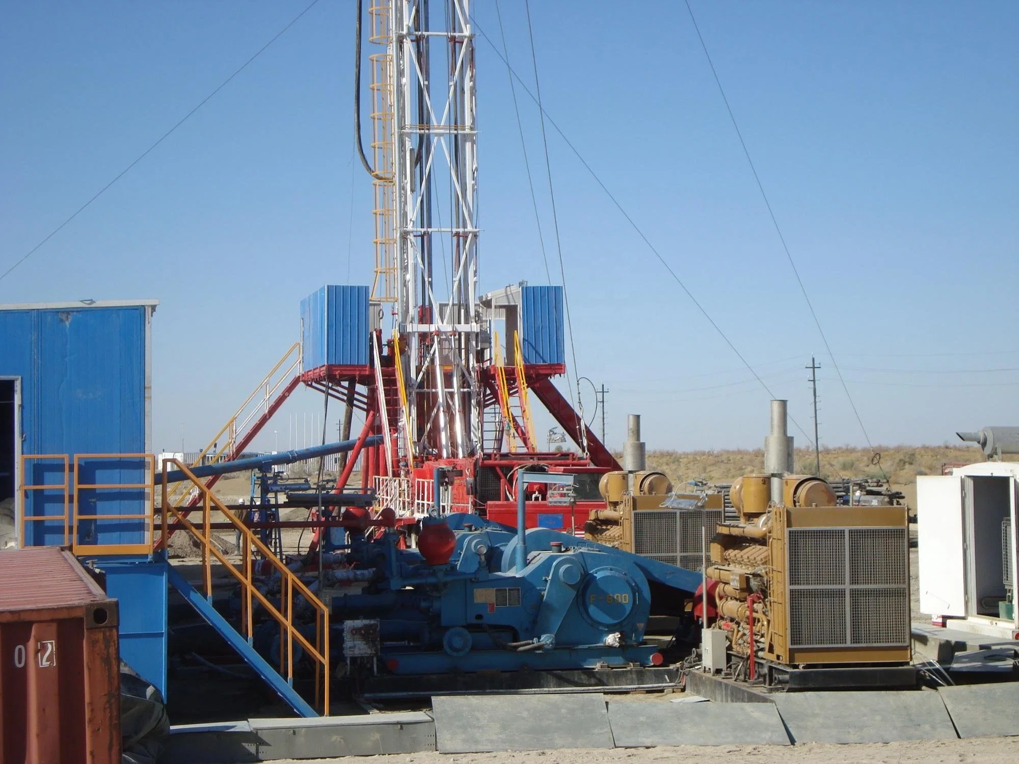 API Oil and Gas Drilling Machine 2000m Zj-20CZ Oil Well Drill Rig