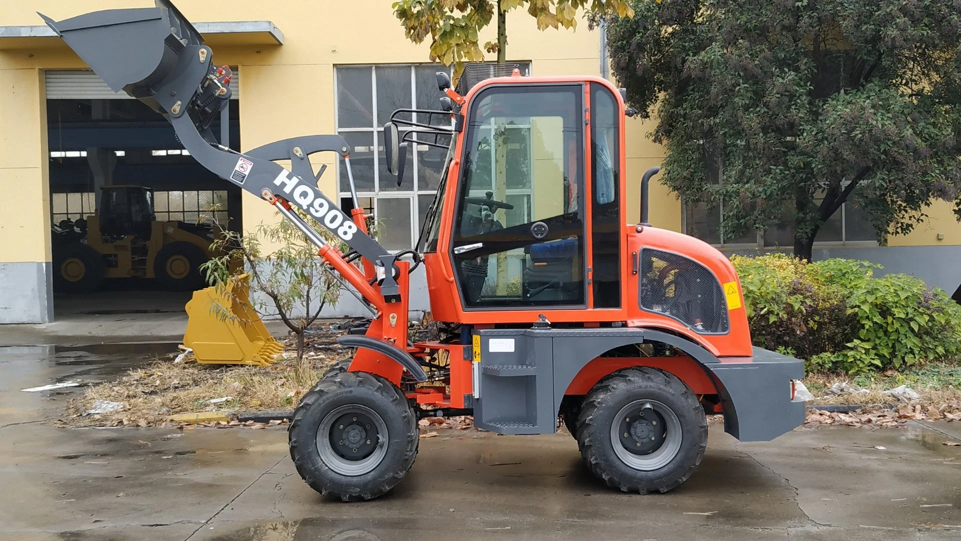 Made in China Strong Compact (HQ908) with CE Mini Front Loader