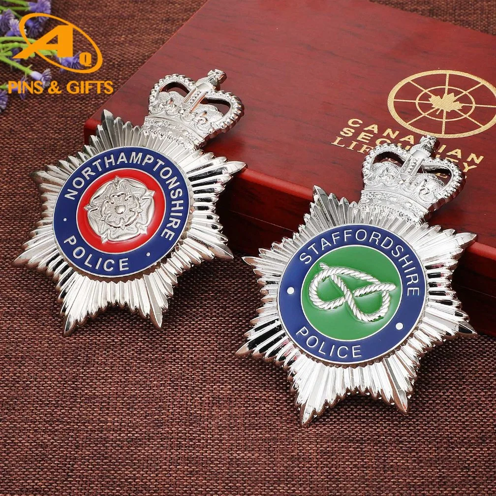 China Wholesale/Supplier Custom Woven Embroidery Military Police Metal LED Football Acrylic PVC Gift Alloy Car Name Safety Security Officer Button Lapel Enamel Pin Badge