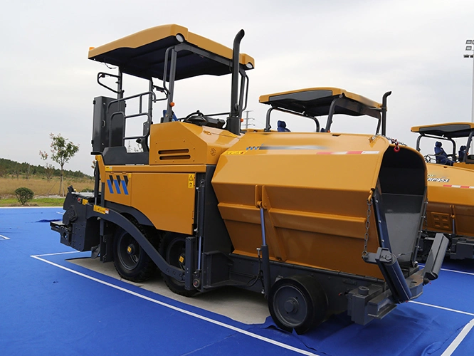 Chinese 3m Asphalt Concrete Paver RP355 Hydraulic Asphalt Paving Equipment