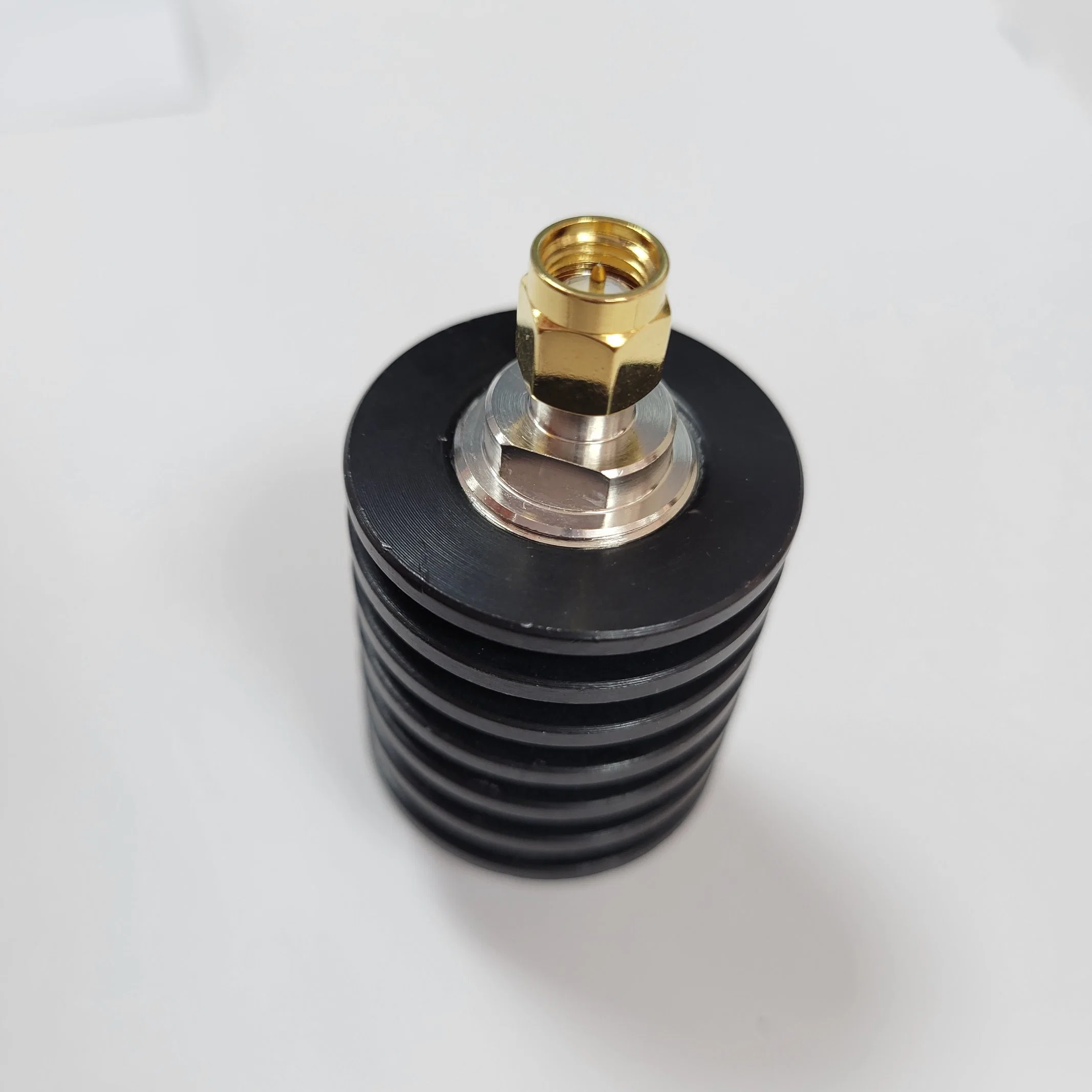 5واط RF Coaxial Attenuator 3-40db 0-6000 ميجاهرتز لقطع الاتصالات عن بعد مع SMA-J/K الموصل