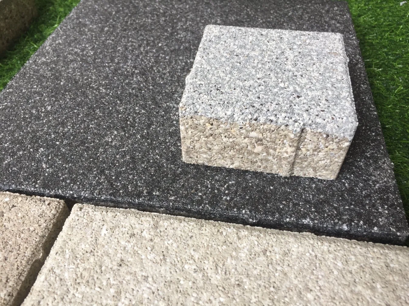 Ecological Paving Stone Floor Tile for City Road Water Permeable Paver Bricks