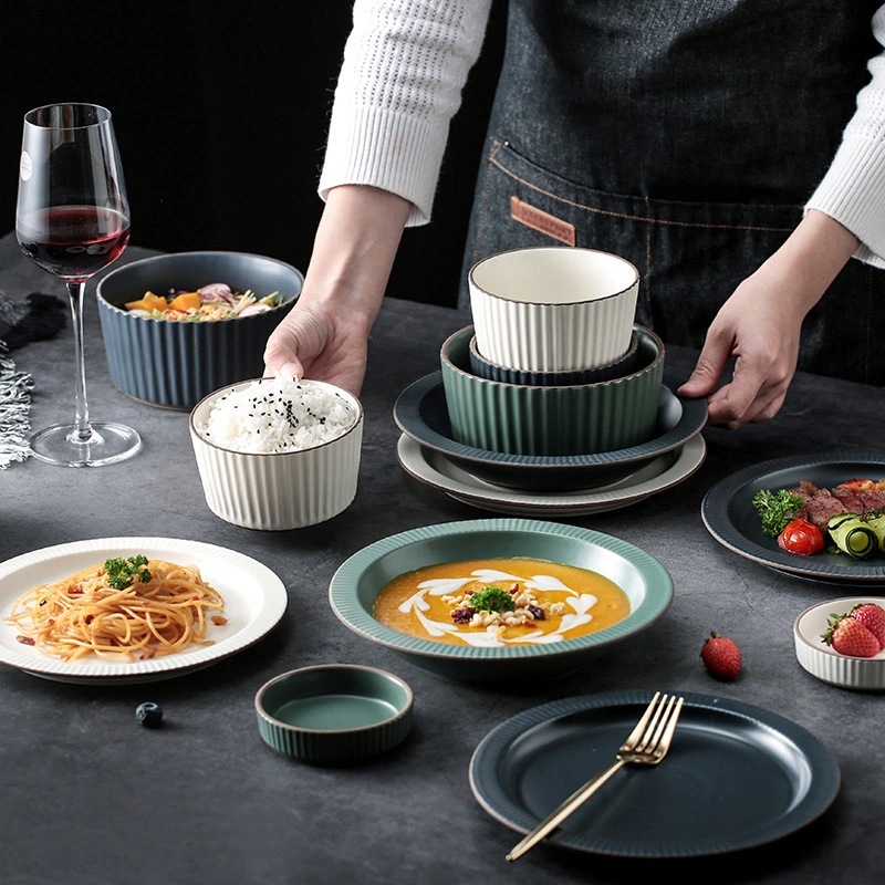 Japanischer Stil Keramik Antike Dinner-Set Keramik Porzellan Geschirr mit Abziehbild Ausschneiden