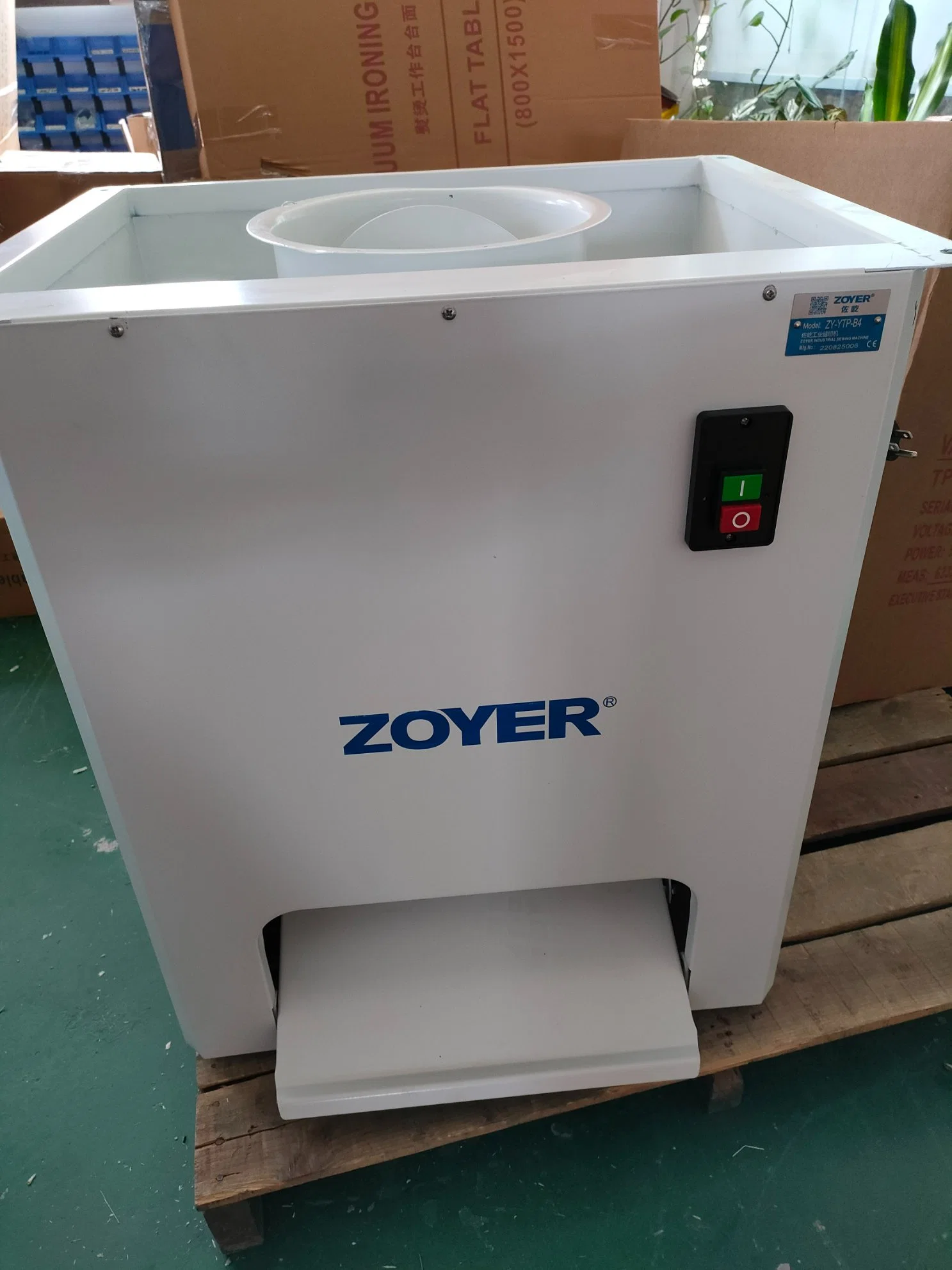 Zy-Ytp-B4 Zoyer Steam Ironing Table