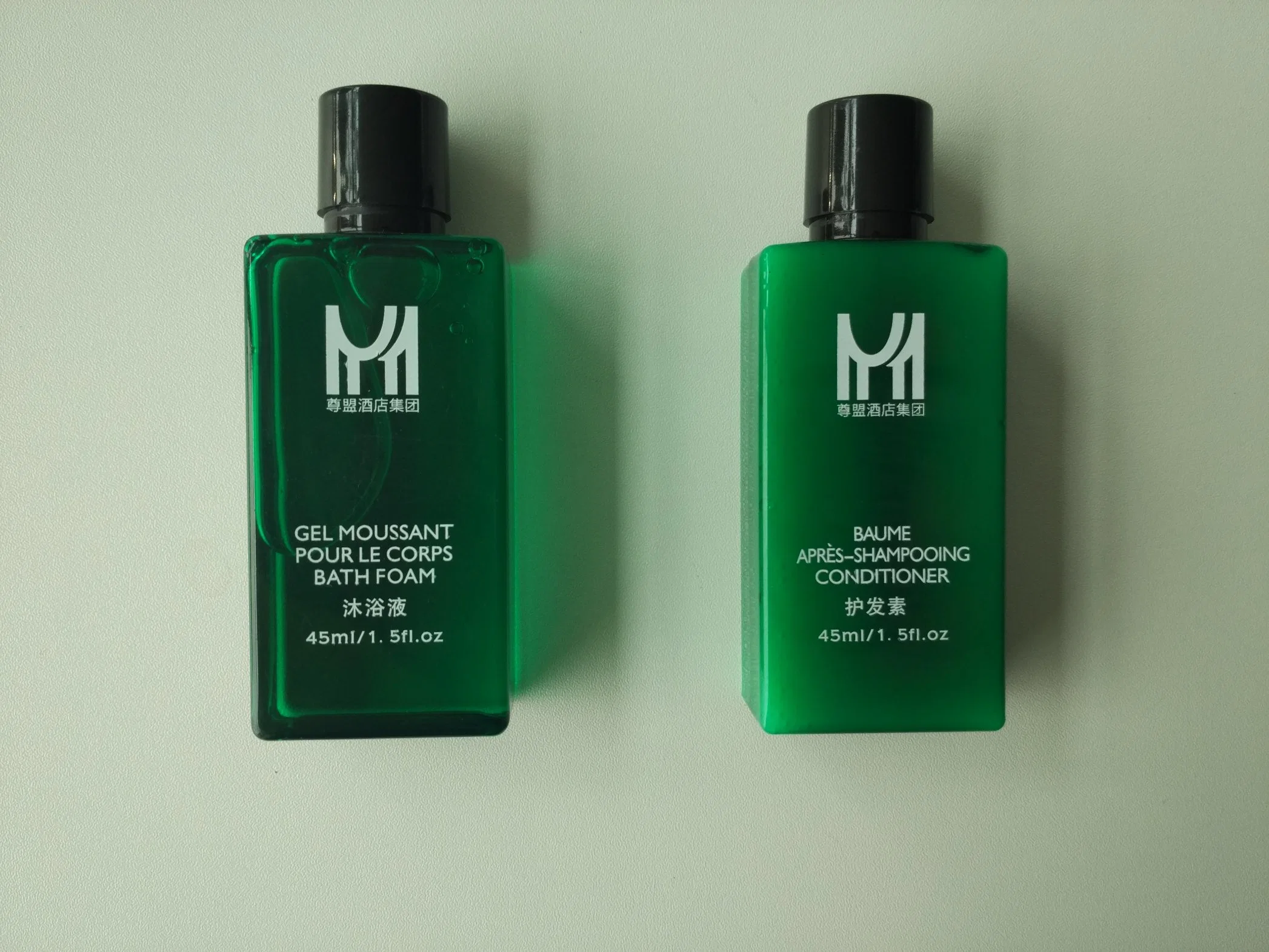 PVC Hot Unisex Hotel Wholesale/Supplier Bath and Works Body Cream Lotion Shower Gel