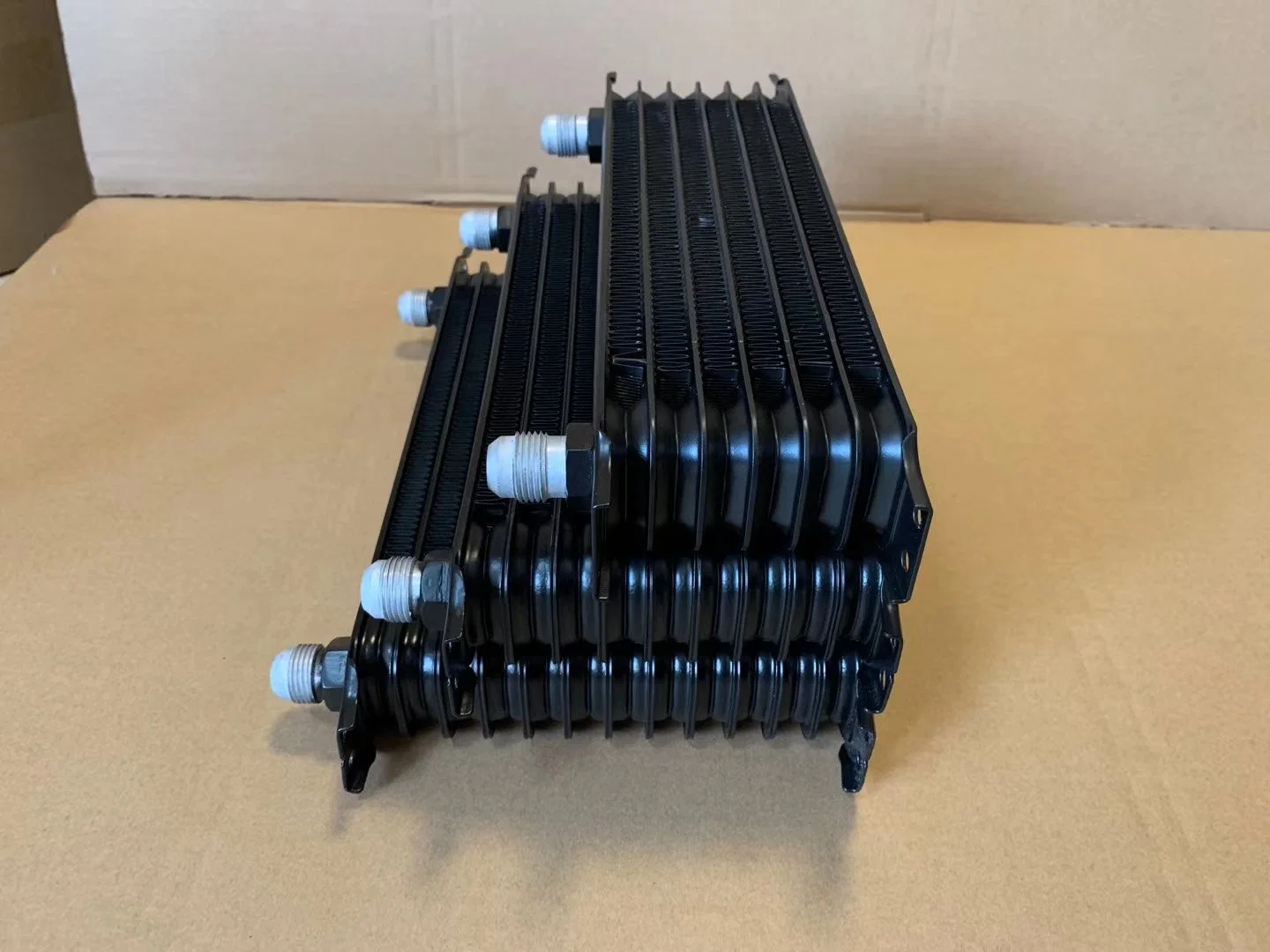 Wholesale/Supplier Car Cooling Parts Oil Cooler for Auto Car