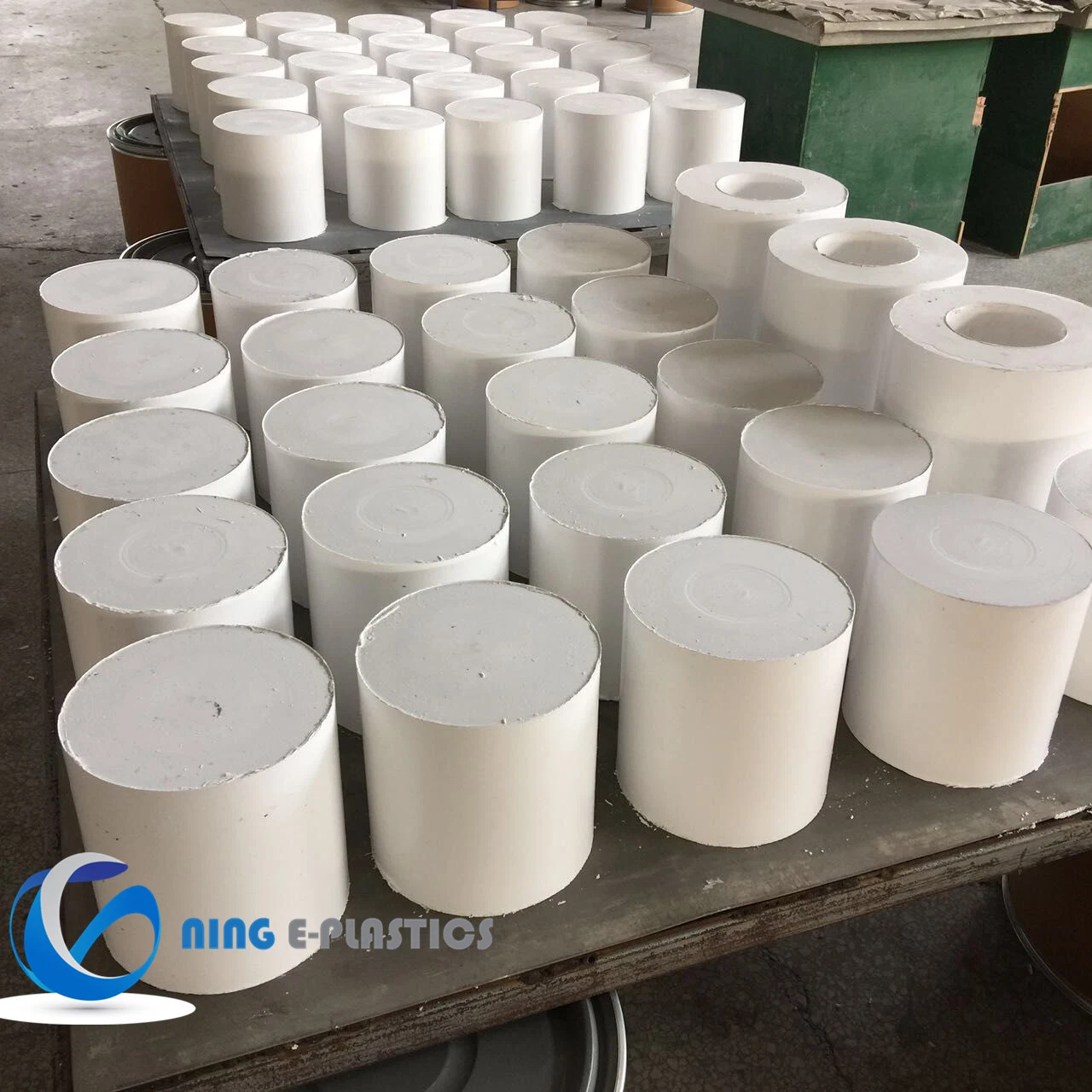 Diameter PTFE Rod 400mm Filled Carbon Teflon Rod for Gasket PTFE Expanded Sheet for Seal PTFE Tube for Busing