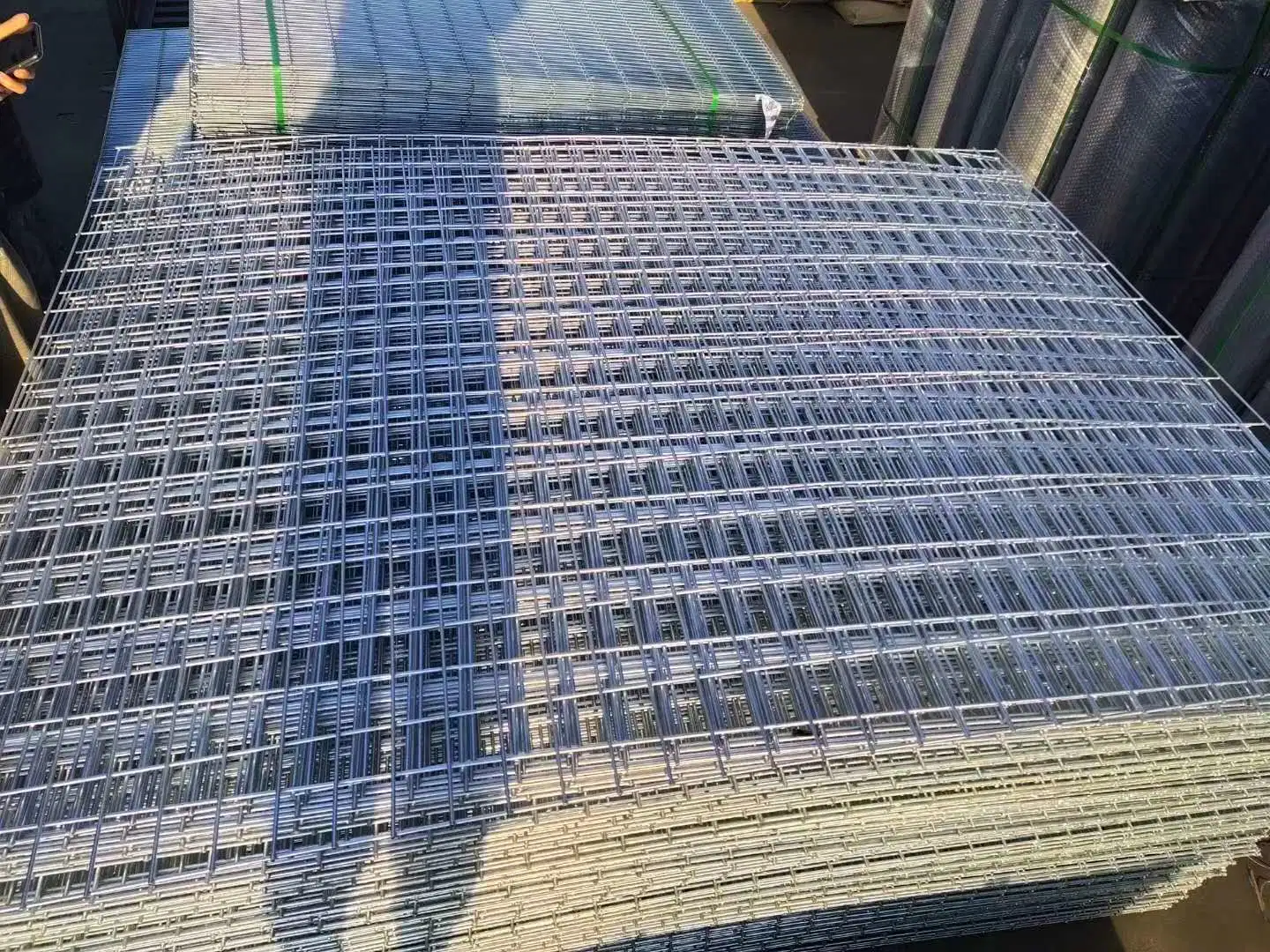 Galvanized Welded Wire Mesh Export to Pakistan Welded Mesh