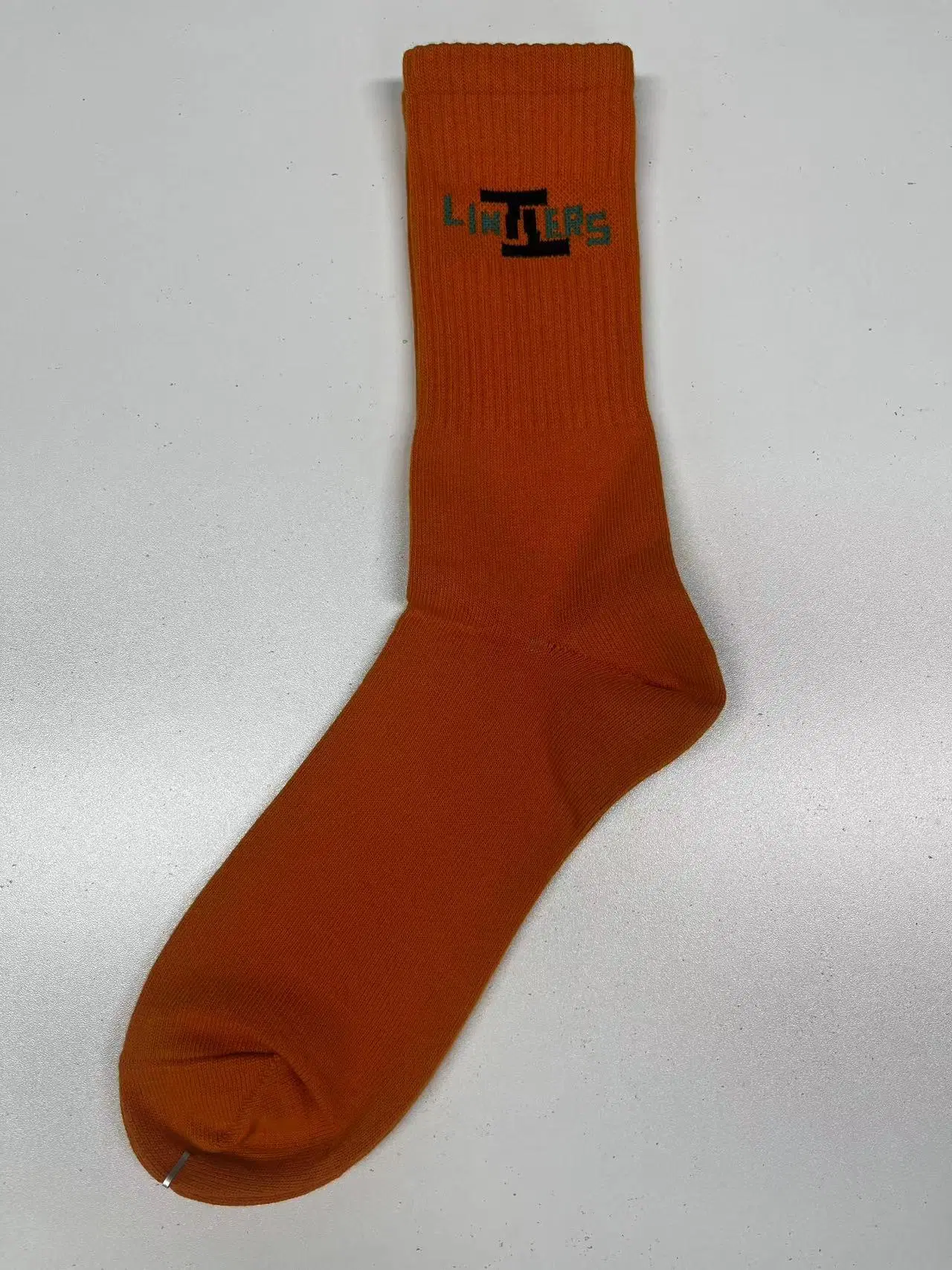 Kundengebundene Logo Socken Großhandel Fabrik Niedriger Preis Männer Frauen Kinder Baumwolle