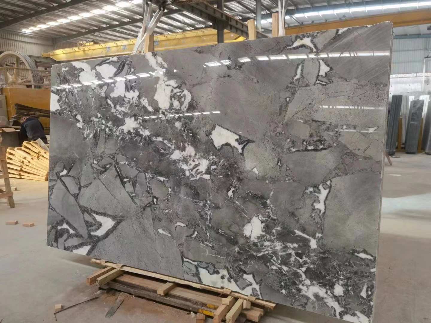 Resistant to Wear & Tear Polished Natural Stone Grey Marble for Flooring/Countertop