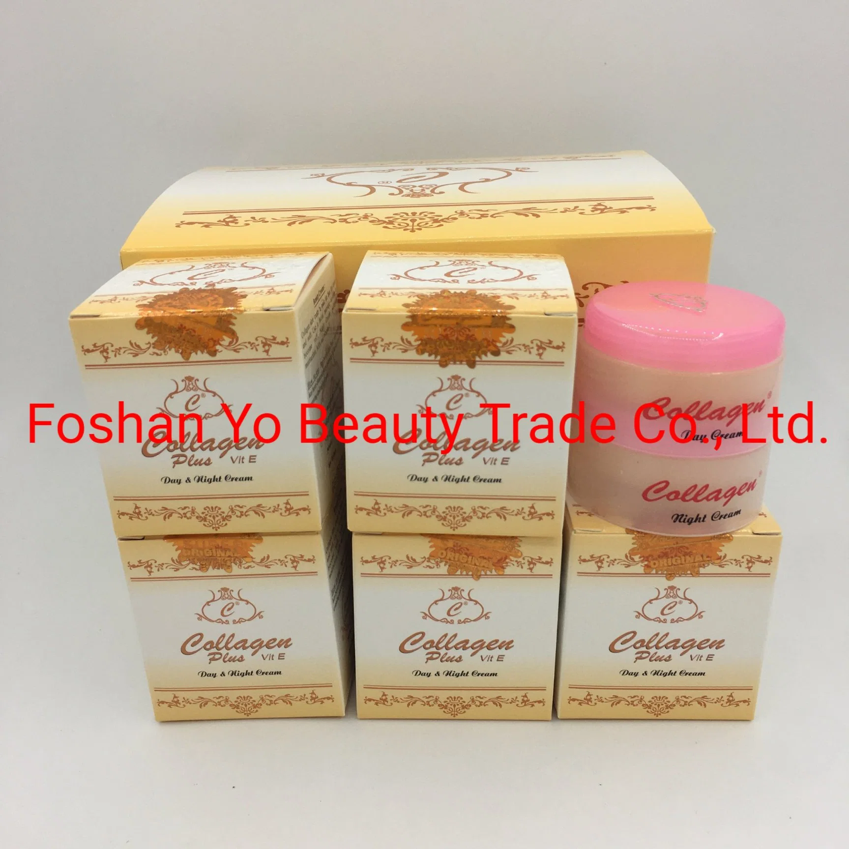 Collagen Plus Day & Night Facial Whitening Cream with Good Price Gold Sticker